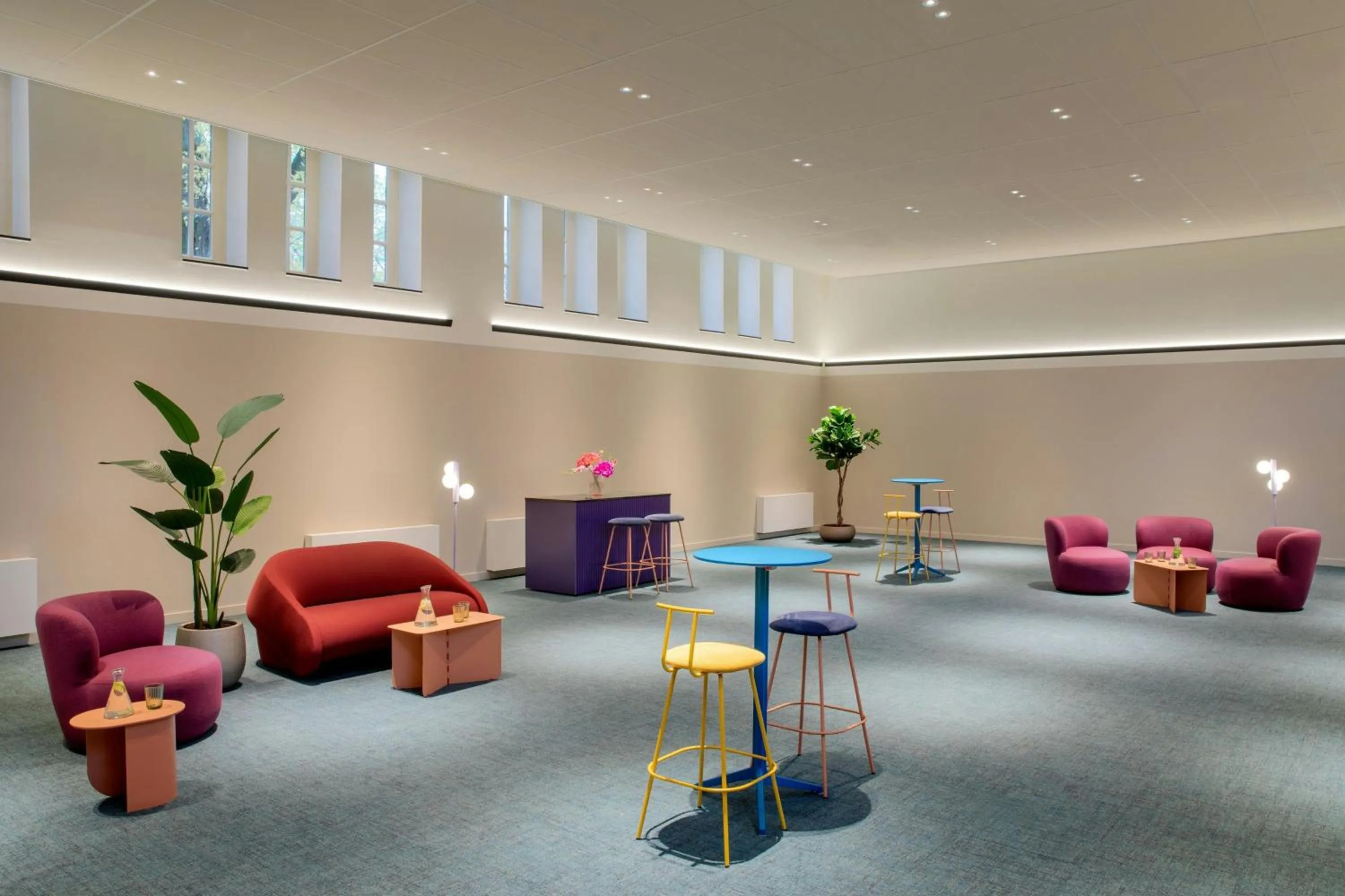 Lobby or reception in The Rebyl, Nijmegen, a Tribute Portfolio Hotel