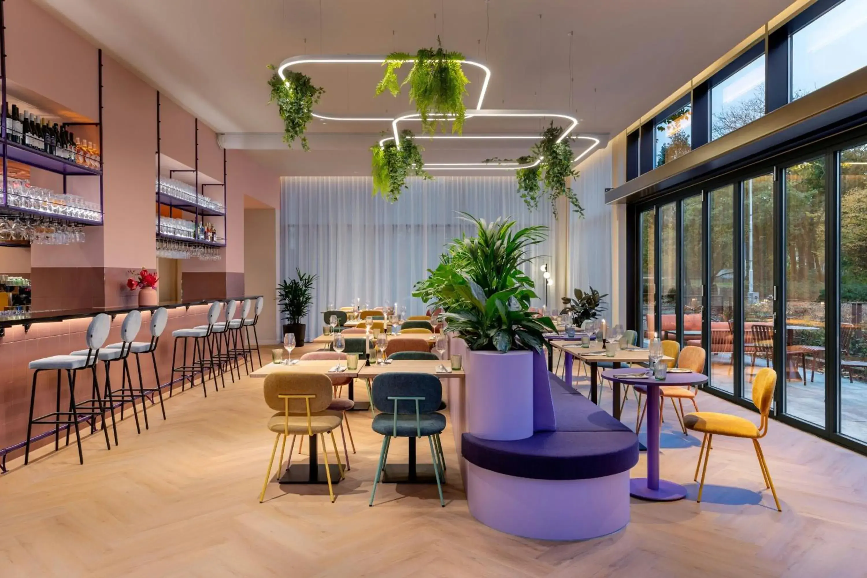 Restaurant/places to eat in The Rebyl, Nijmegen, a Tribute Portfolio Hotel Restaurant/places to eat in The Rebyl, Nijmegen, a Tribute Portfolio Hotel