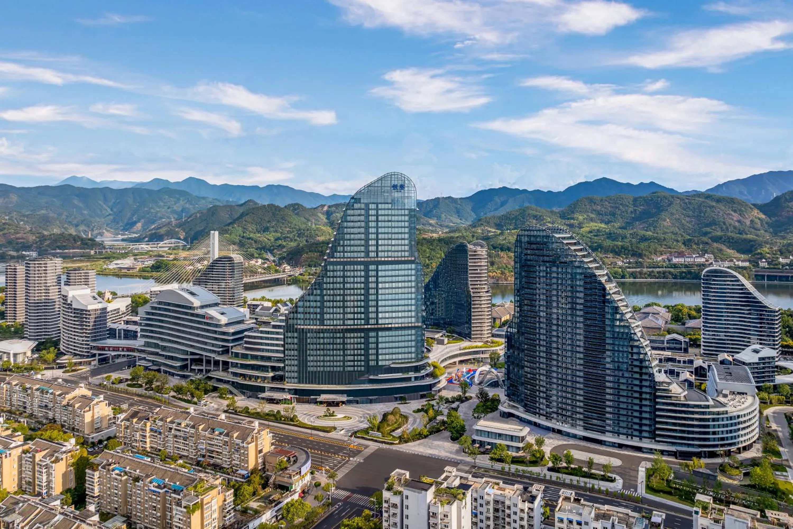 Property building in Element Lishui