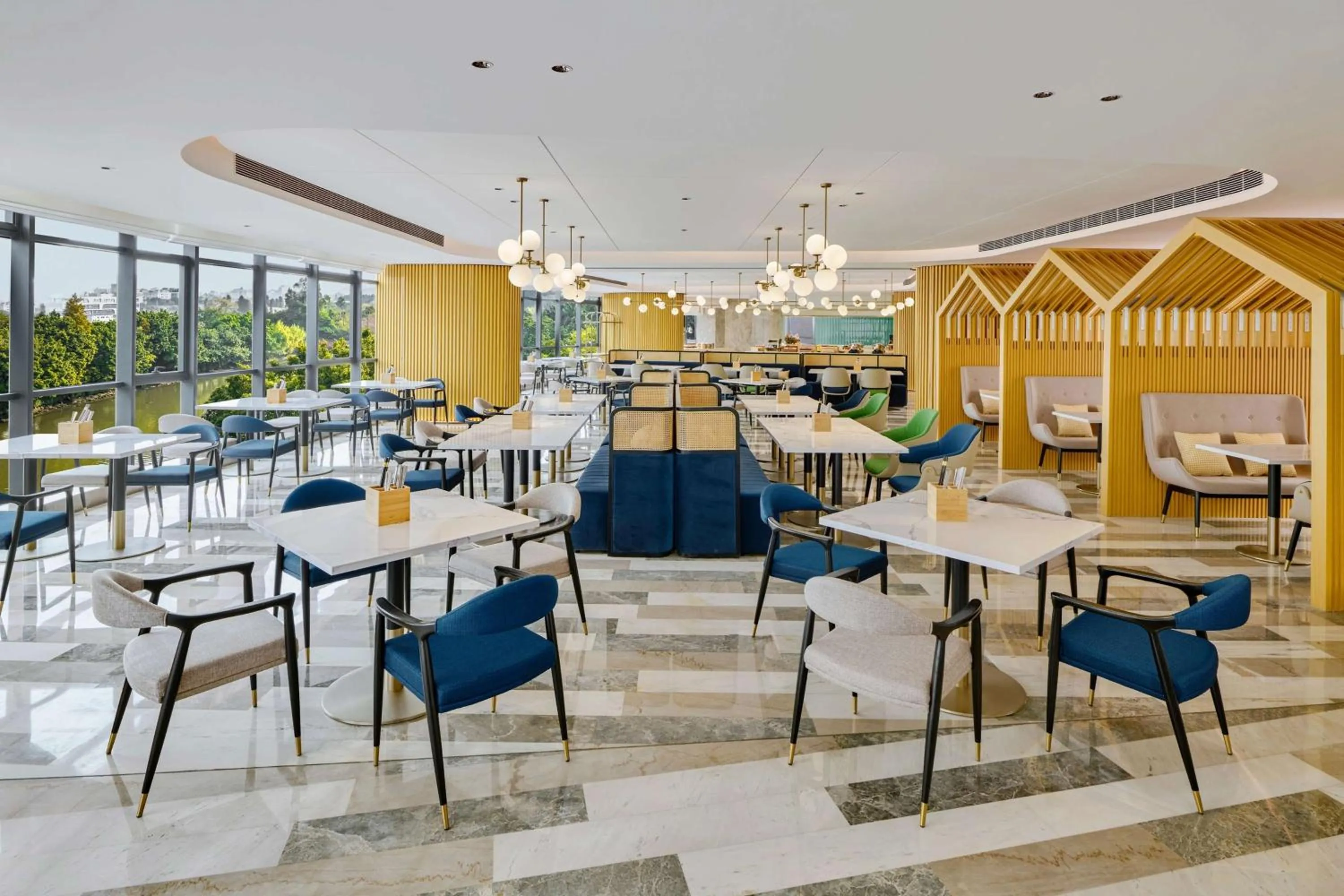 Restaurant/places to eat in Hilton Garden Inn Foshan Lishui