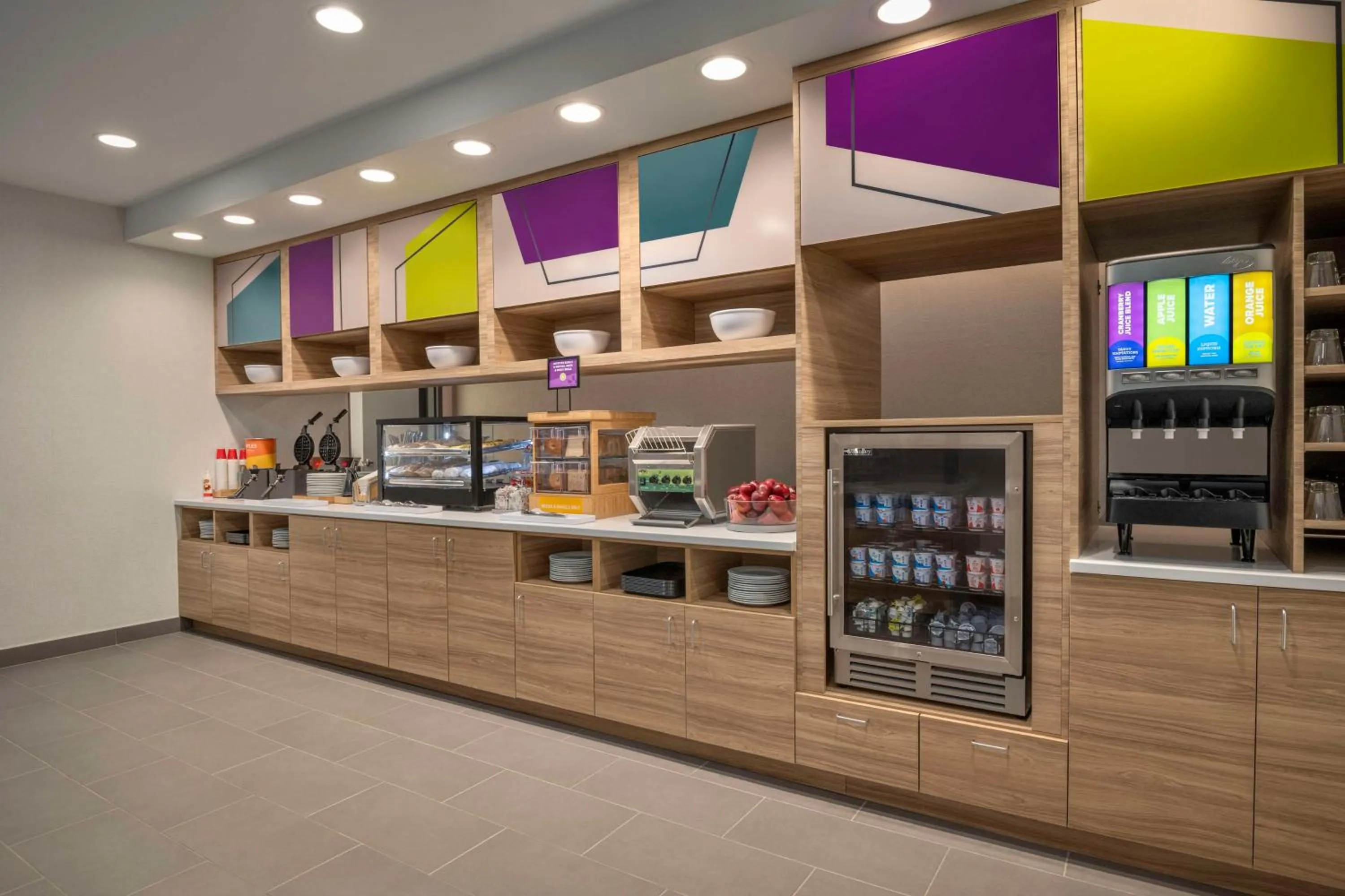 Breakfast in Home2 Suites By Hilton Sanford Orlando North