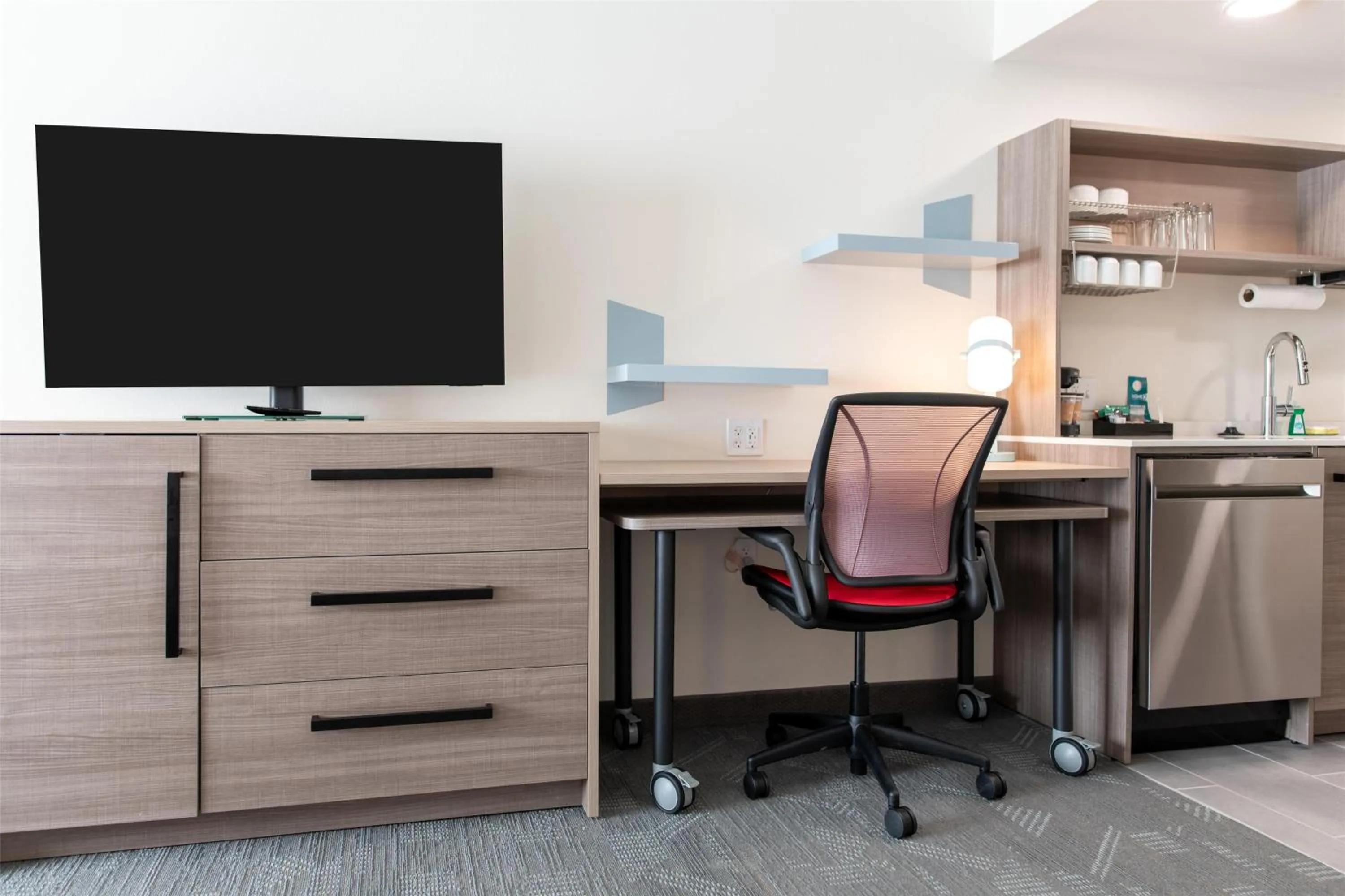 Kitchen or kitchenette in Home2 Suites By Hilton Effingham