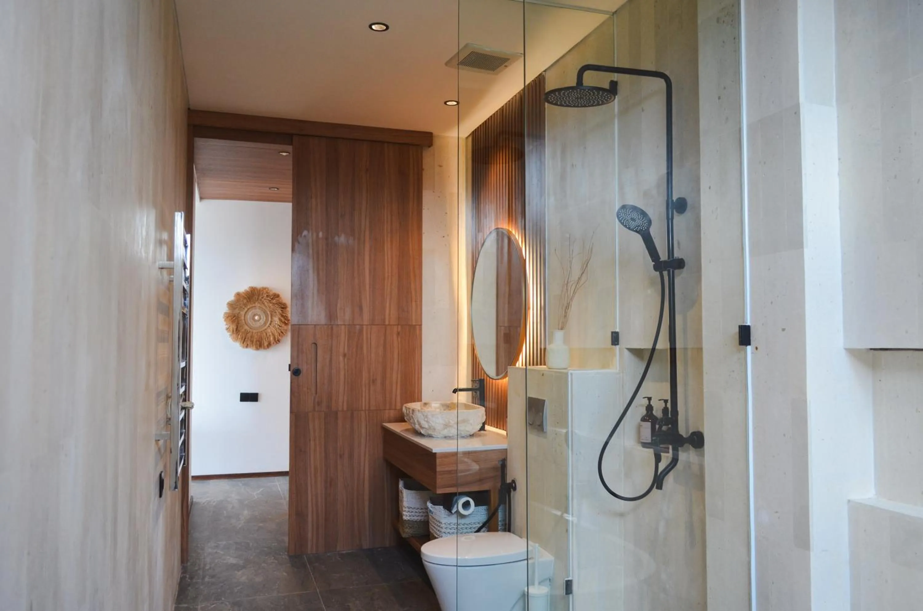 KammOra Living and Villas