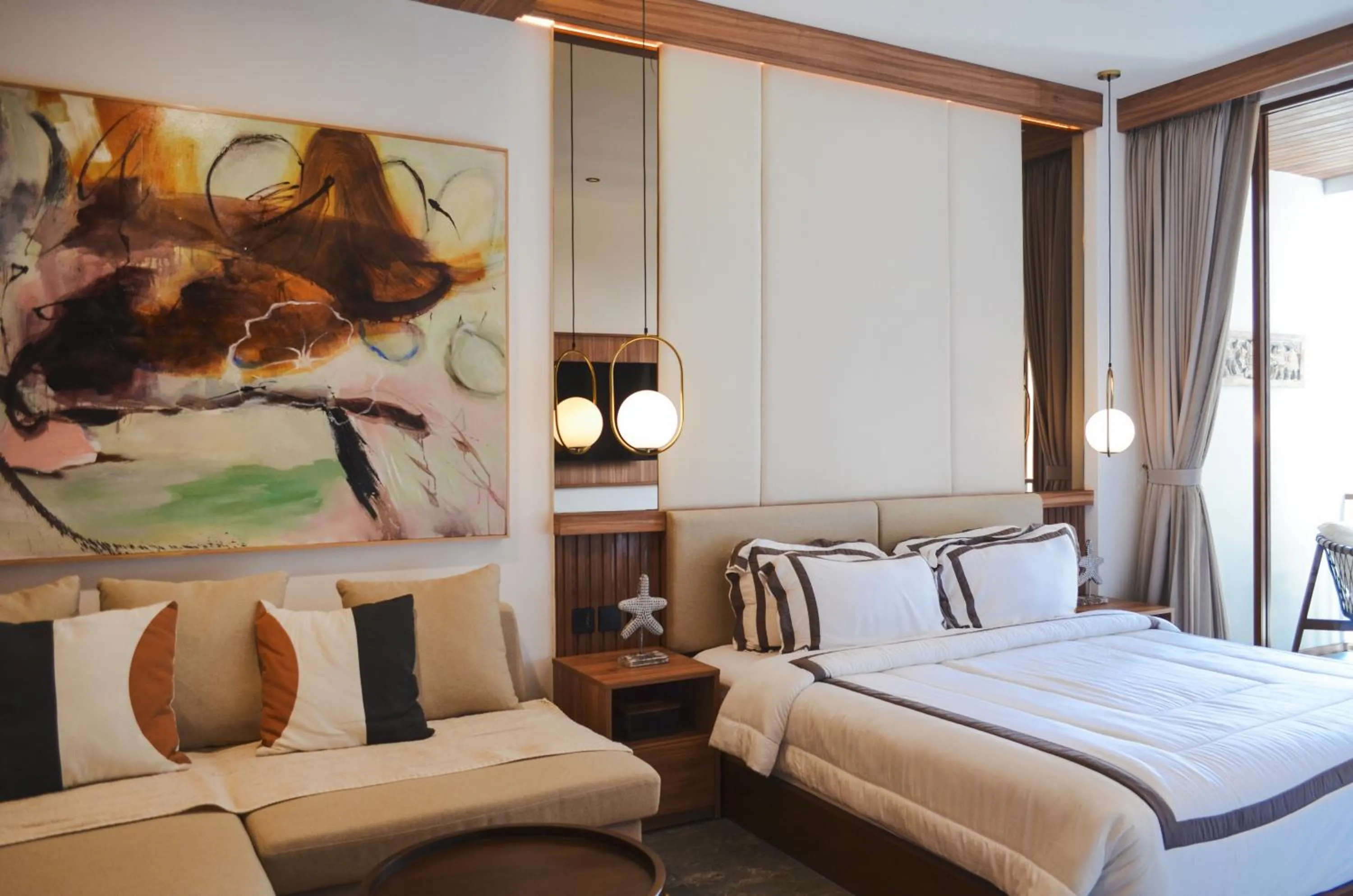 Bed in KammOra Living and Villas