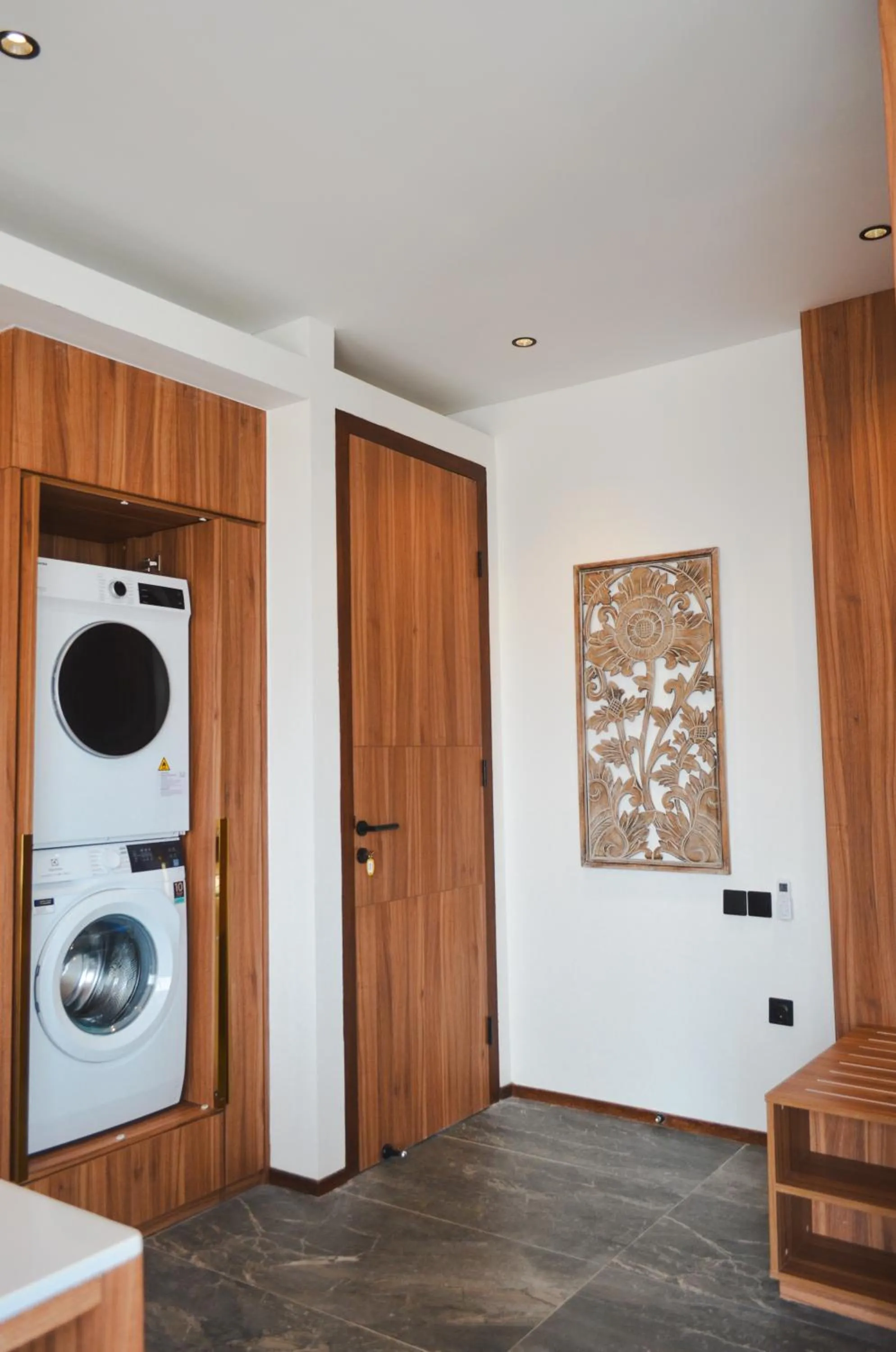 KammOra Living and Villas