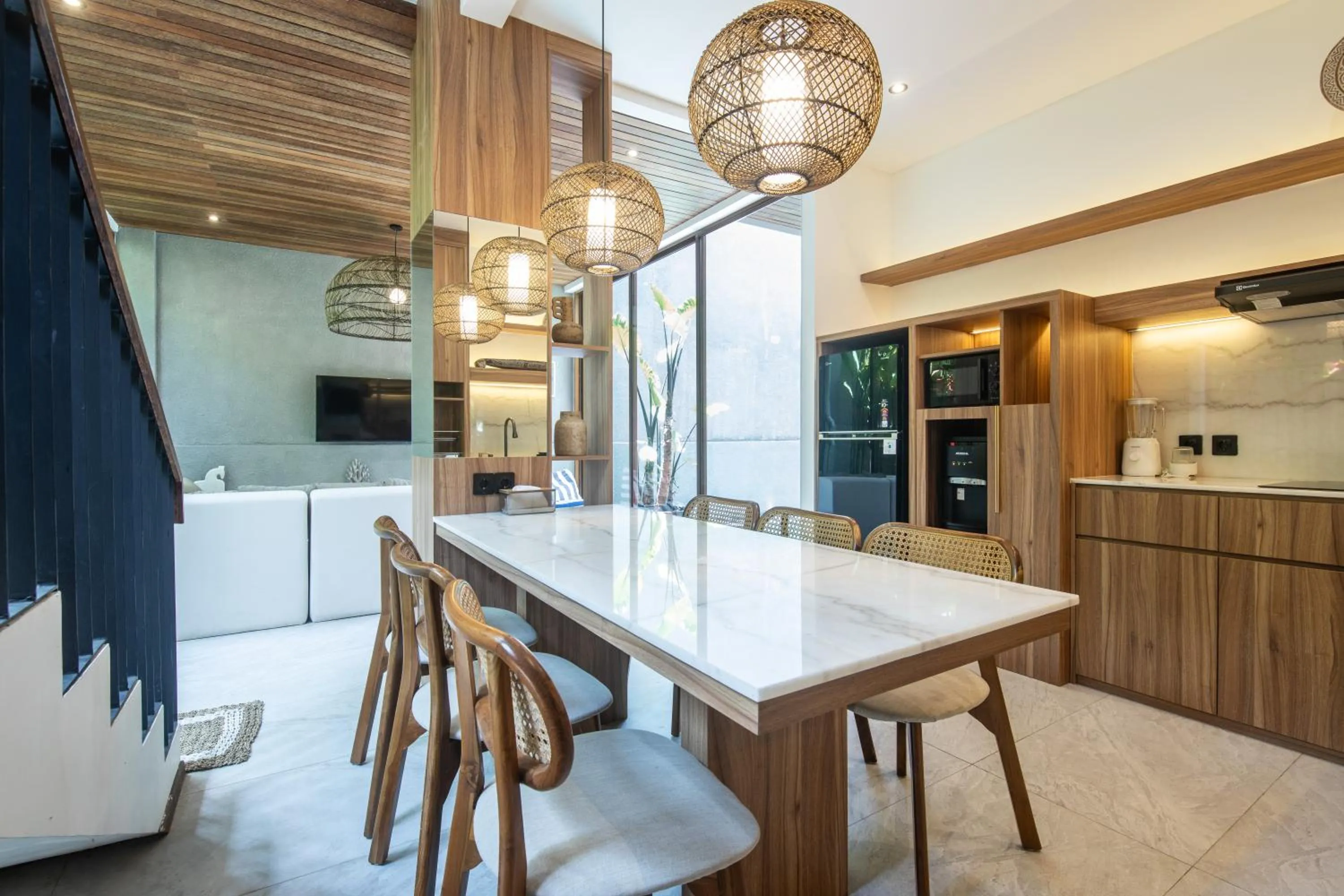 Dining area in KammOra Living and Villas