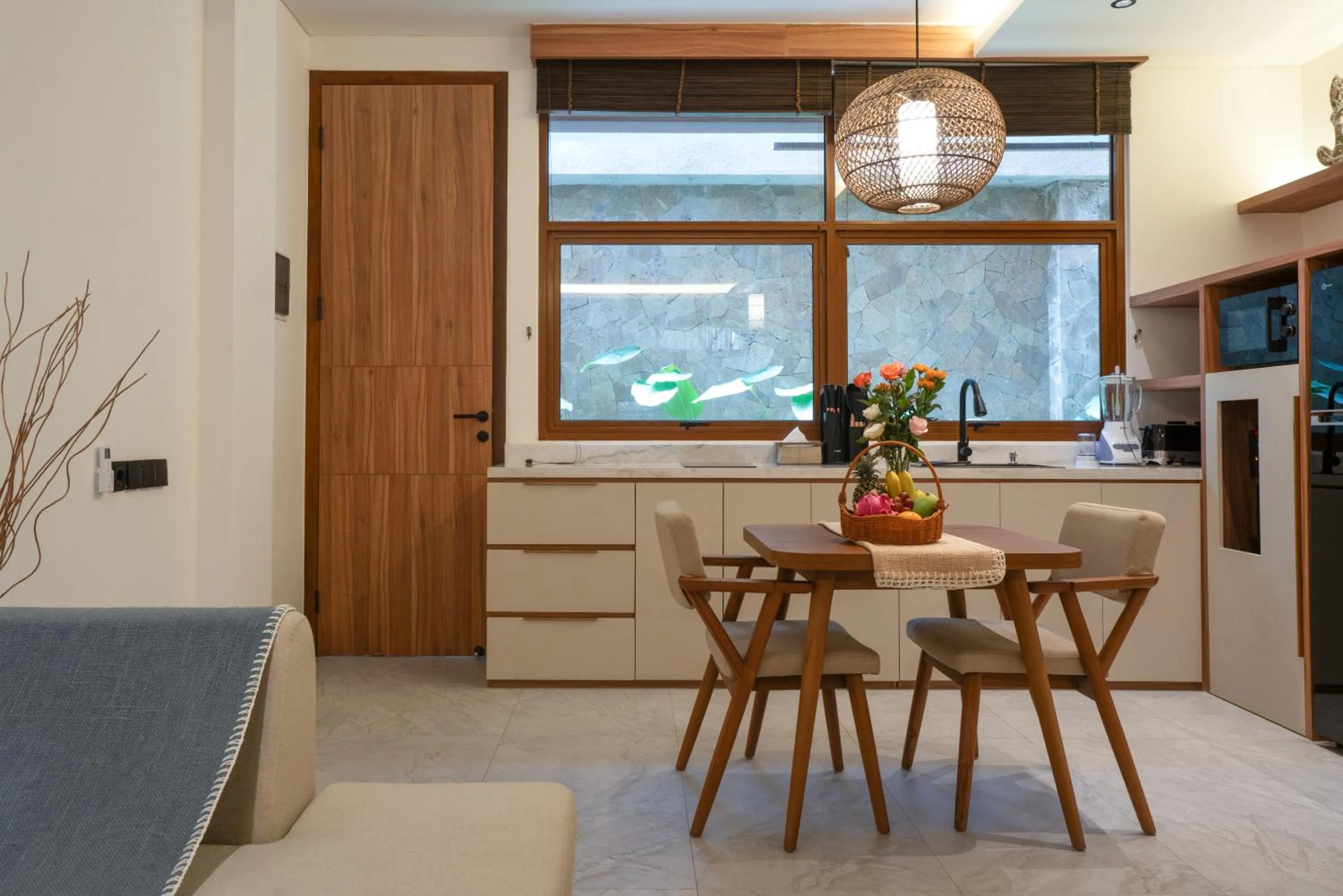 Kitchen or kitchenette in KammOra Living and Villas