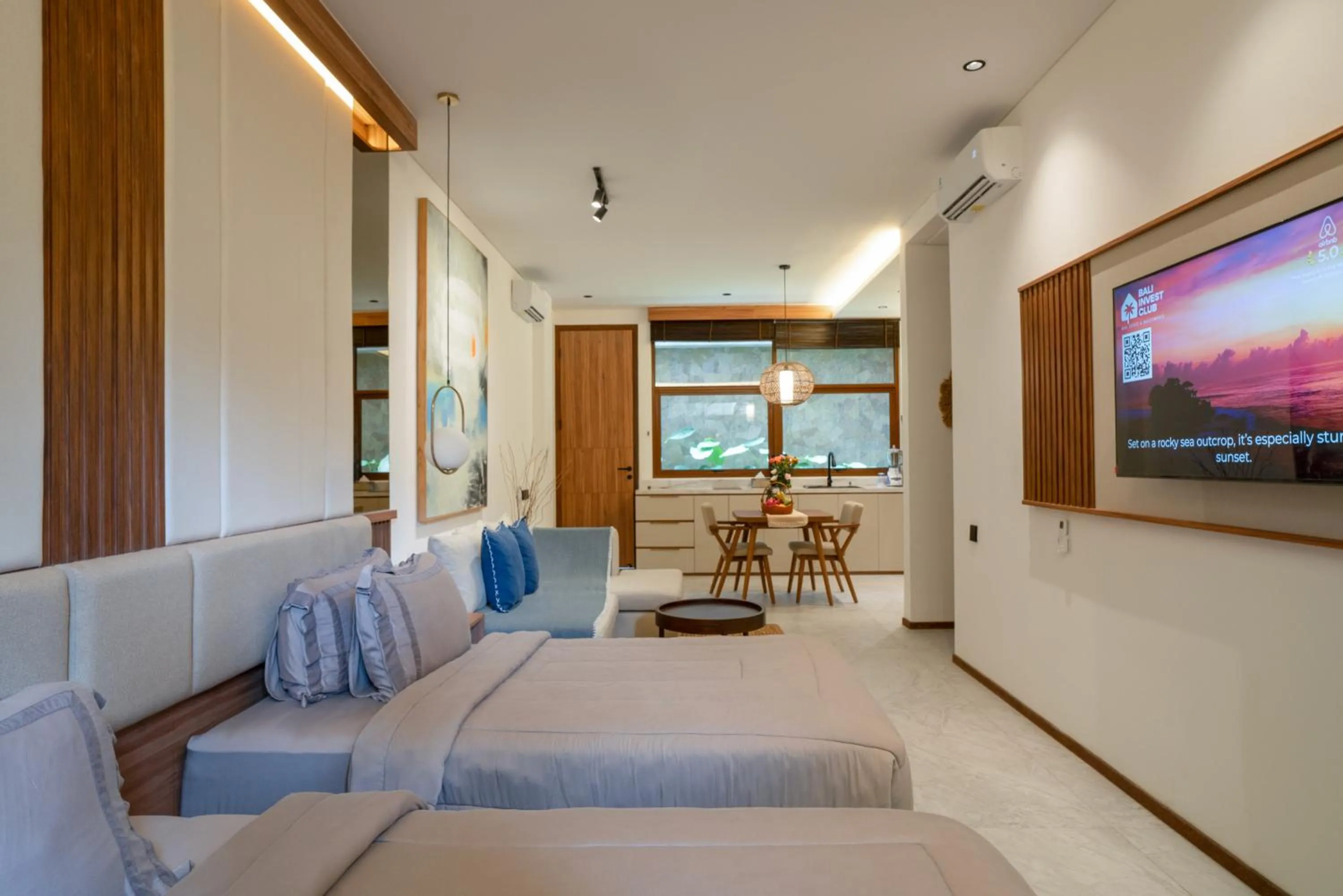 Bed in KammOra Living and Villas