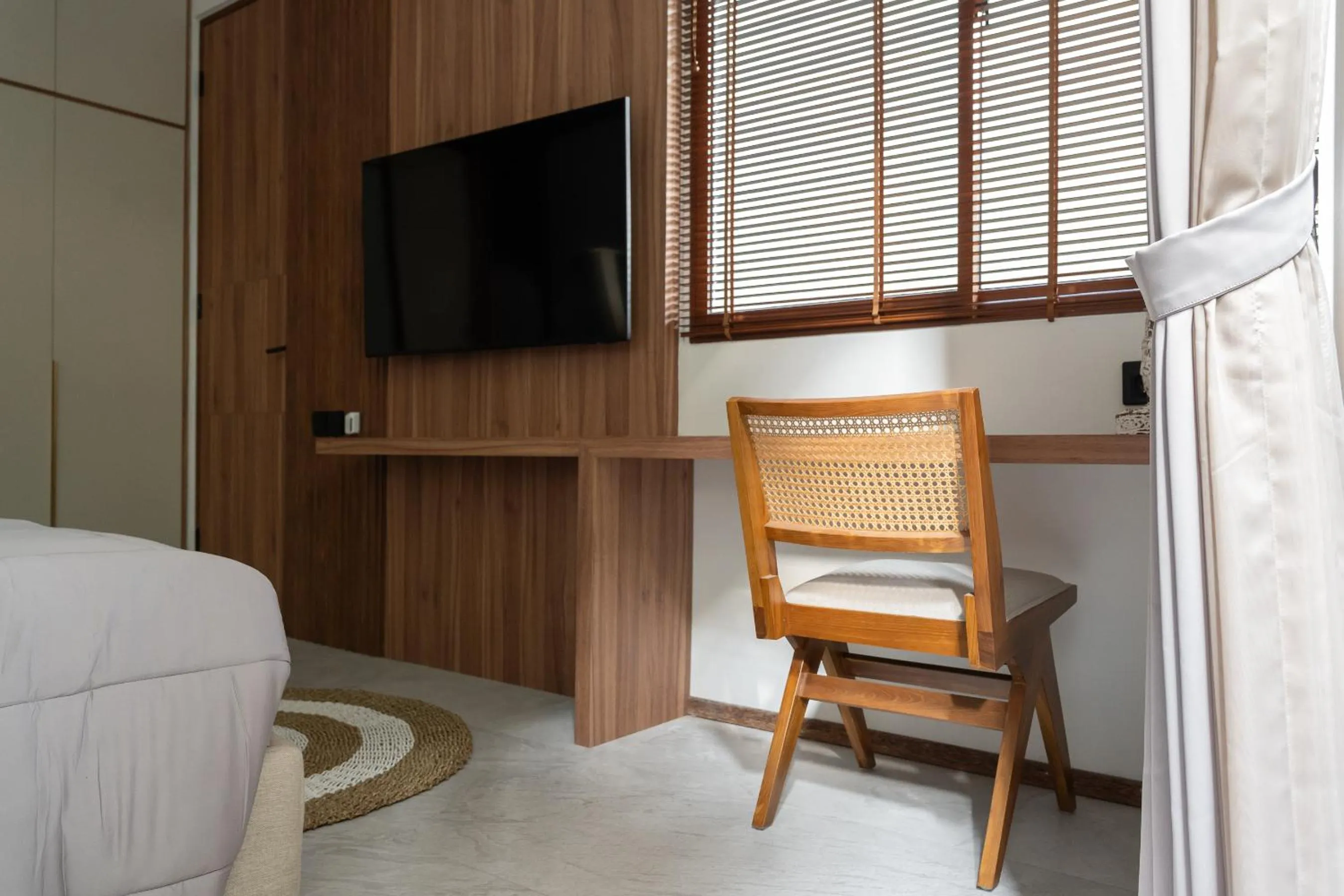 TV and multimedia in KammOra Living and Villas