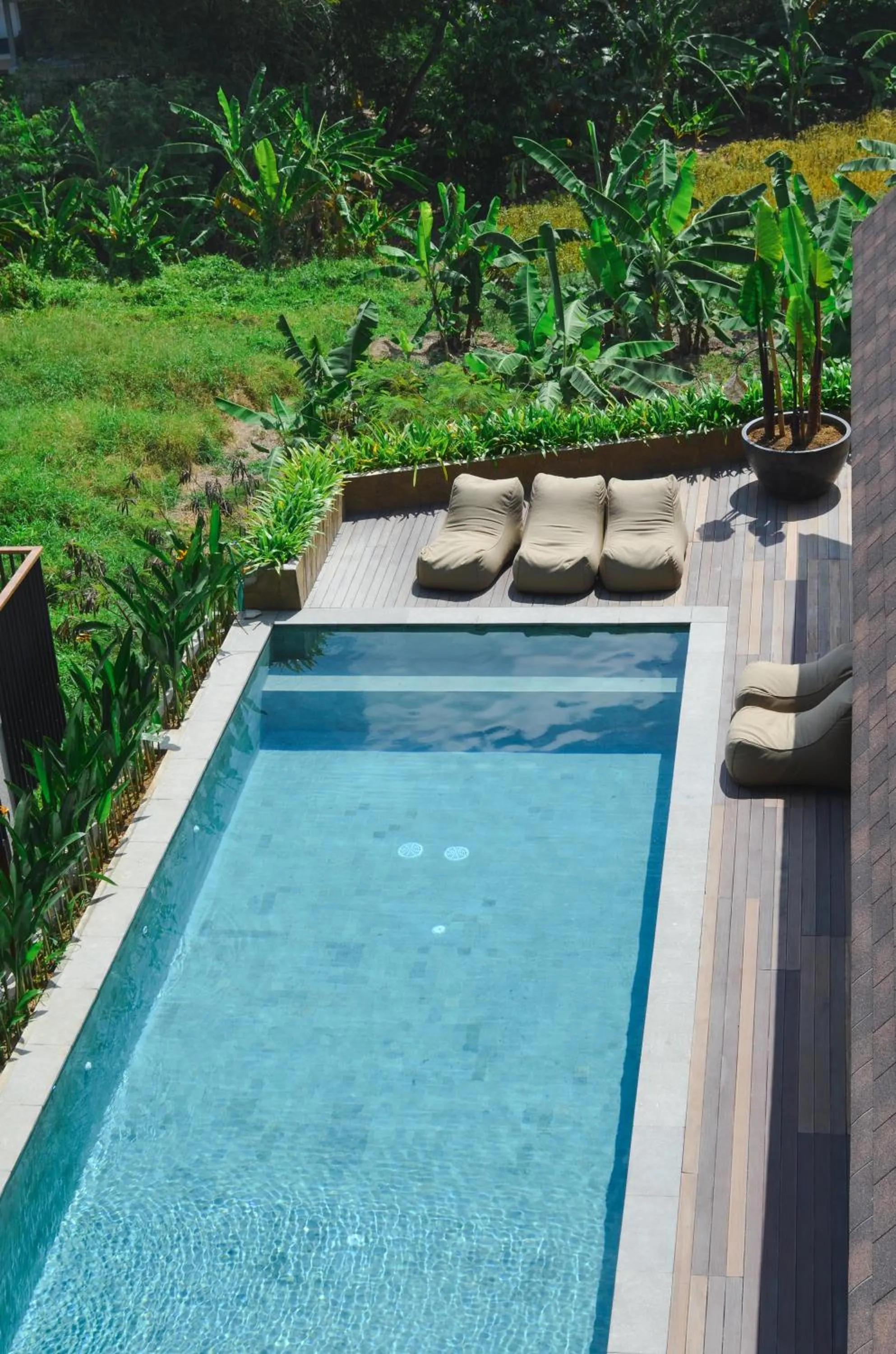 Swimming pool in KammOra Living and Villas