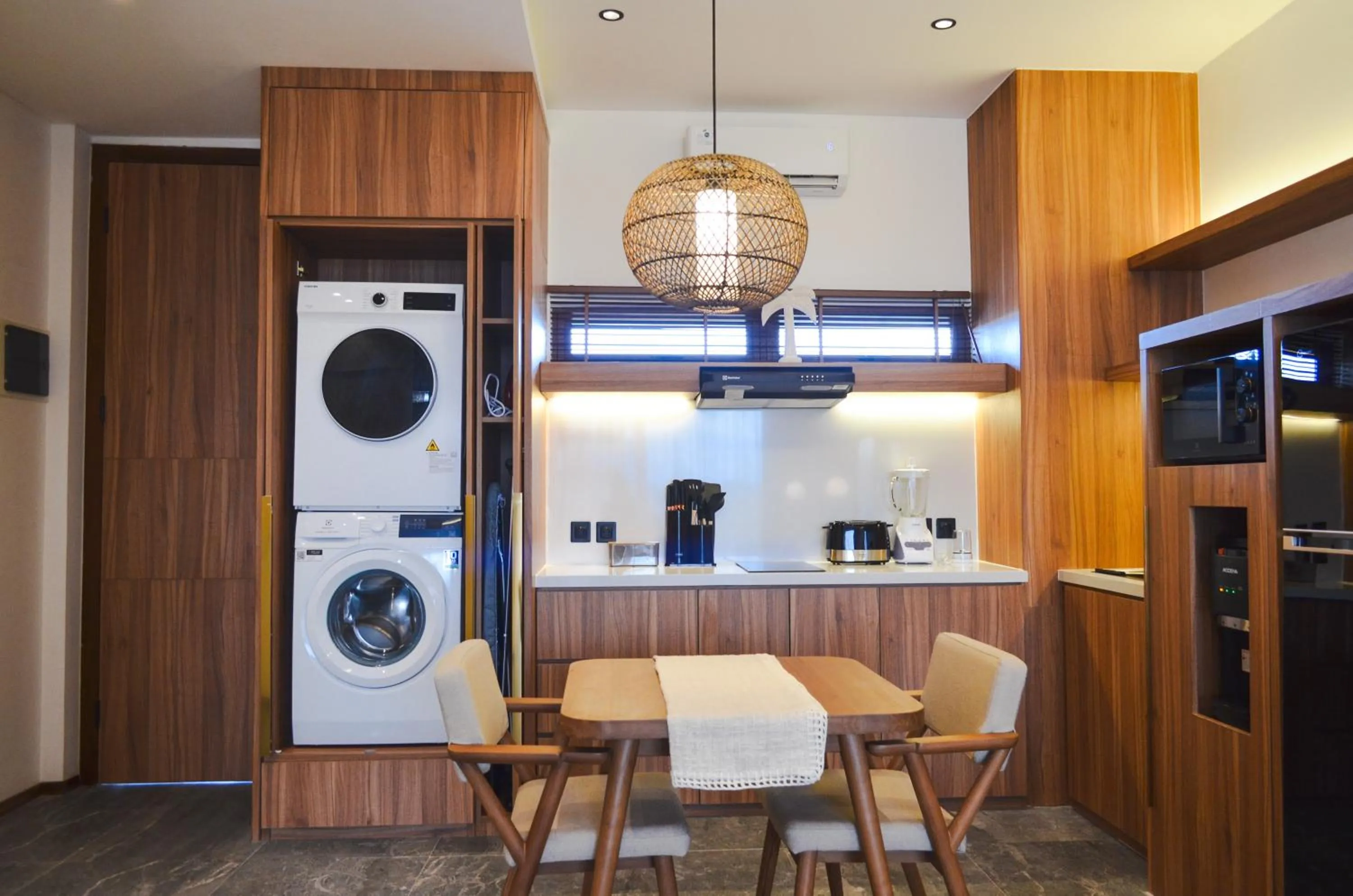 Kitchen or kitchenette in KammOra Living and Villas