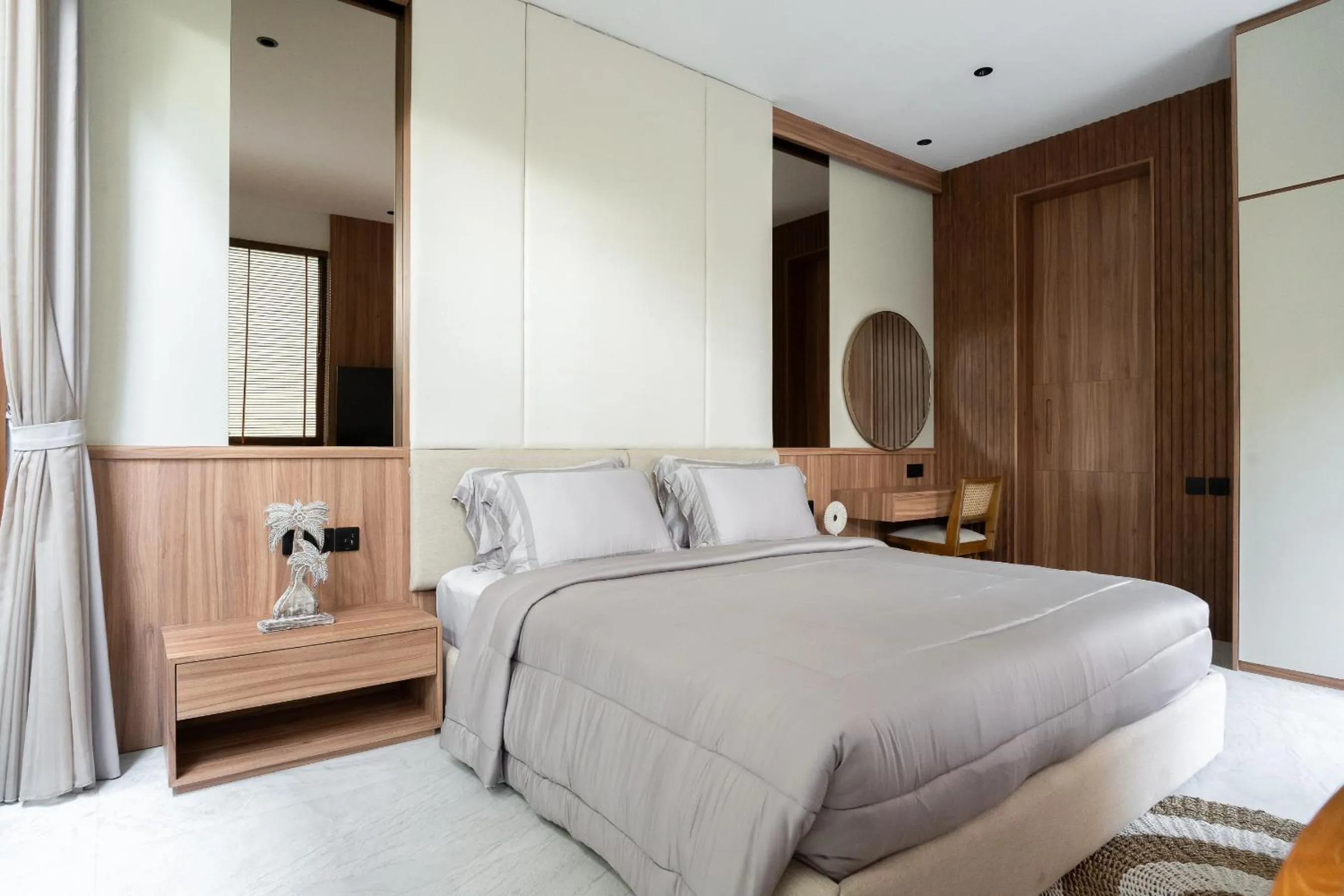 Bed in KammOra Living and Villas