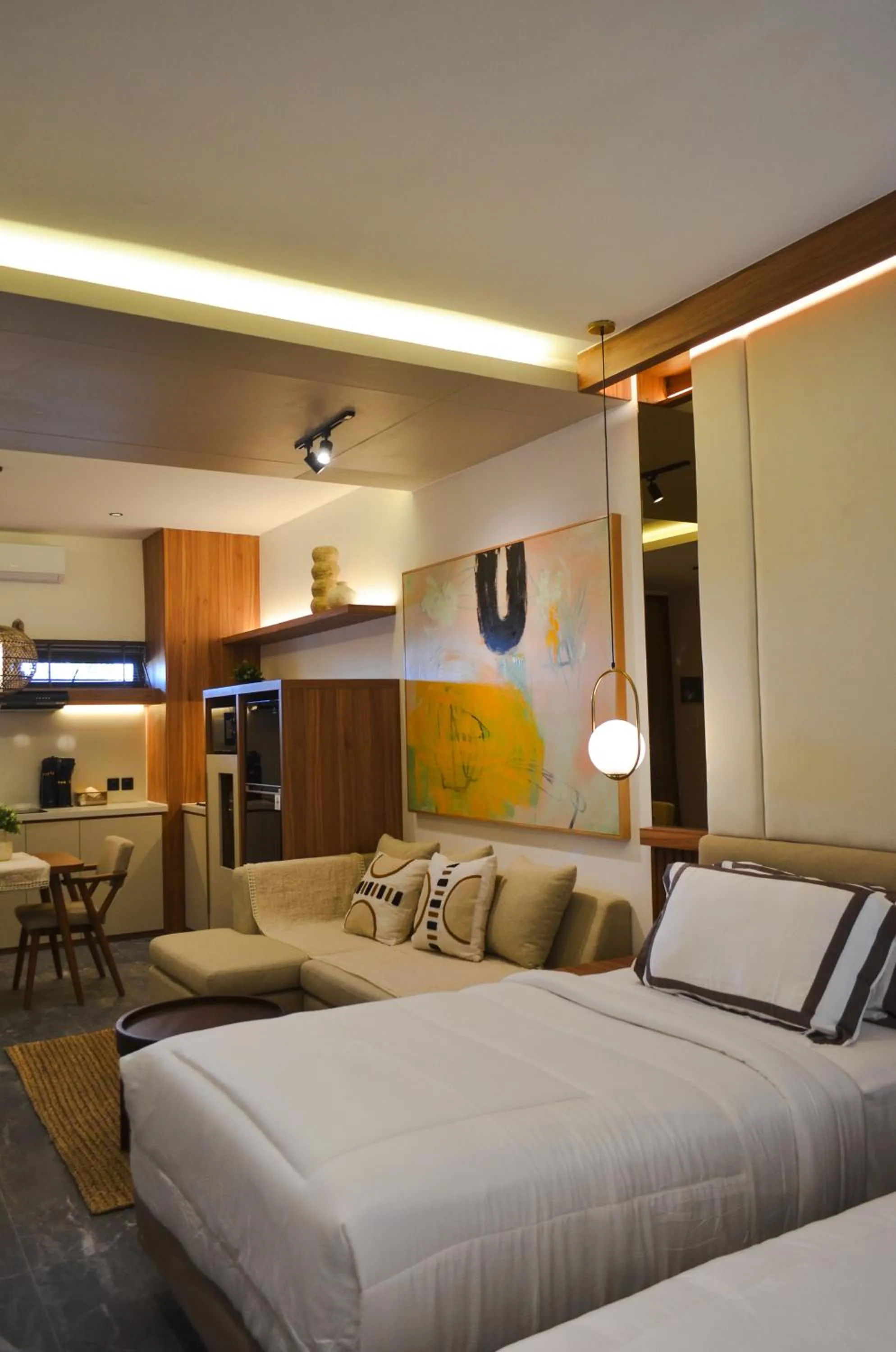 Bed in KammOra Living and Villas