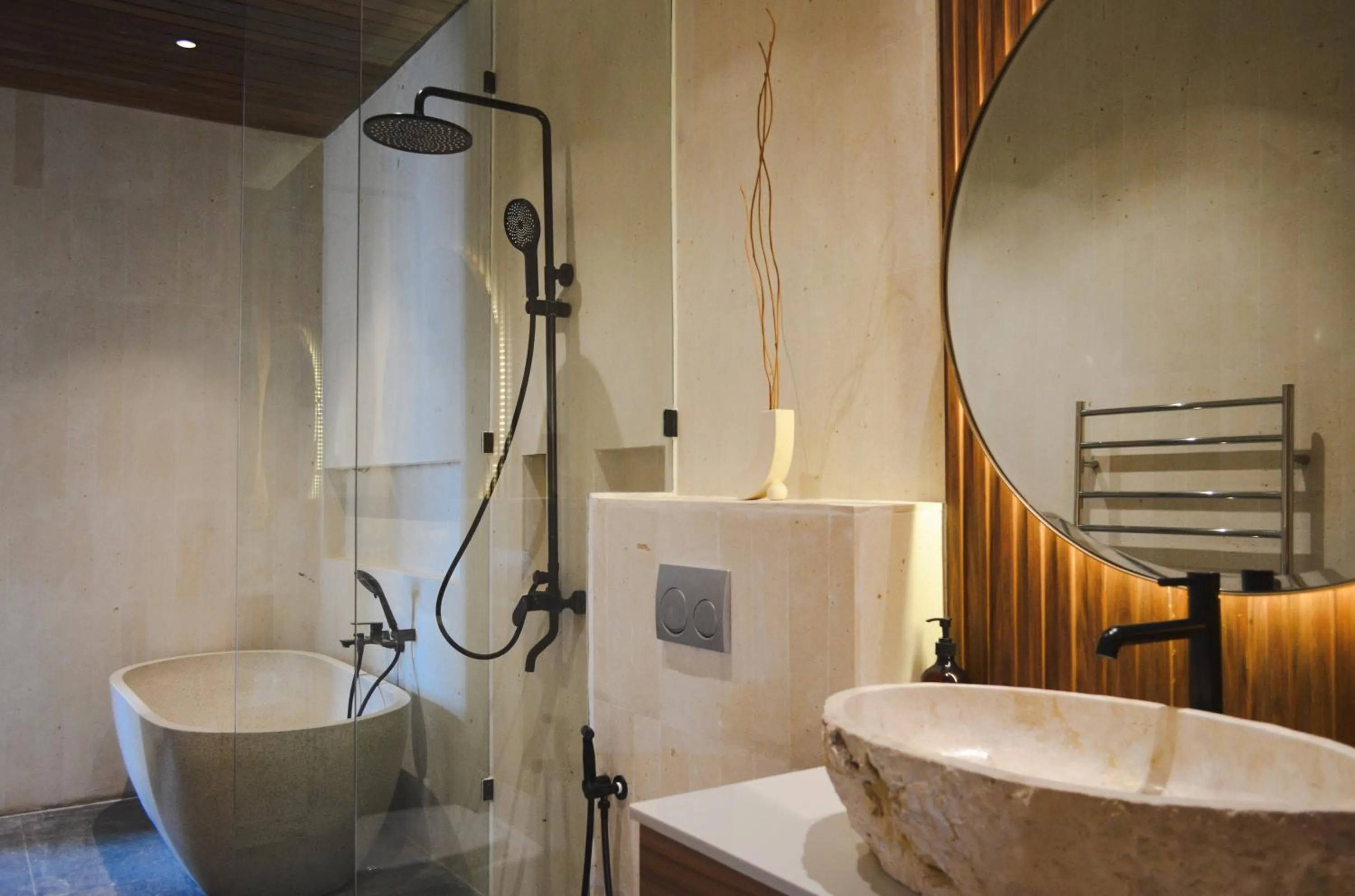 KammOra Living and Villas