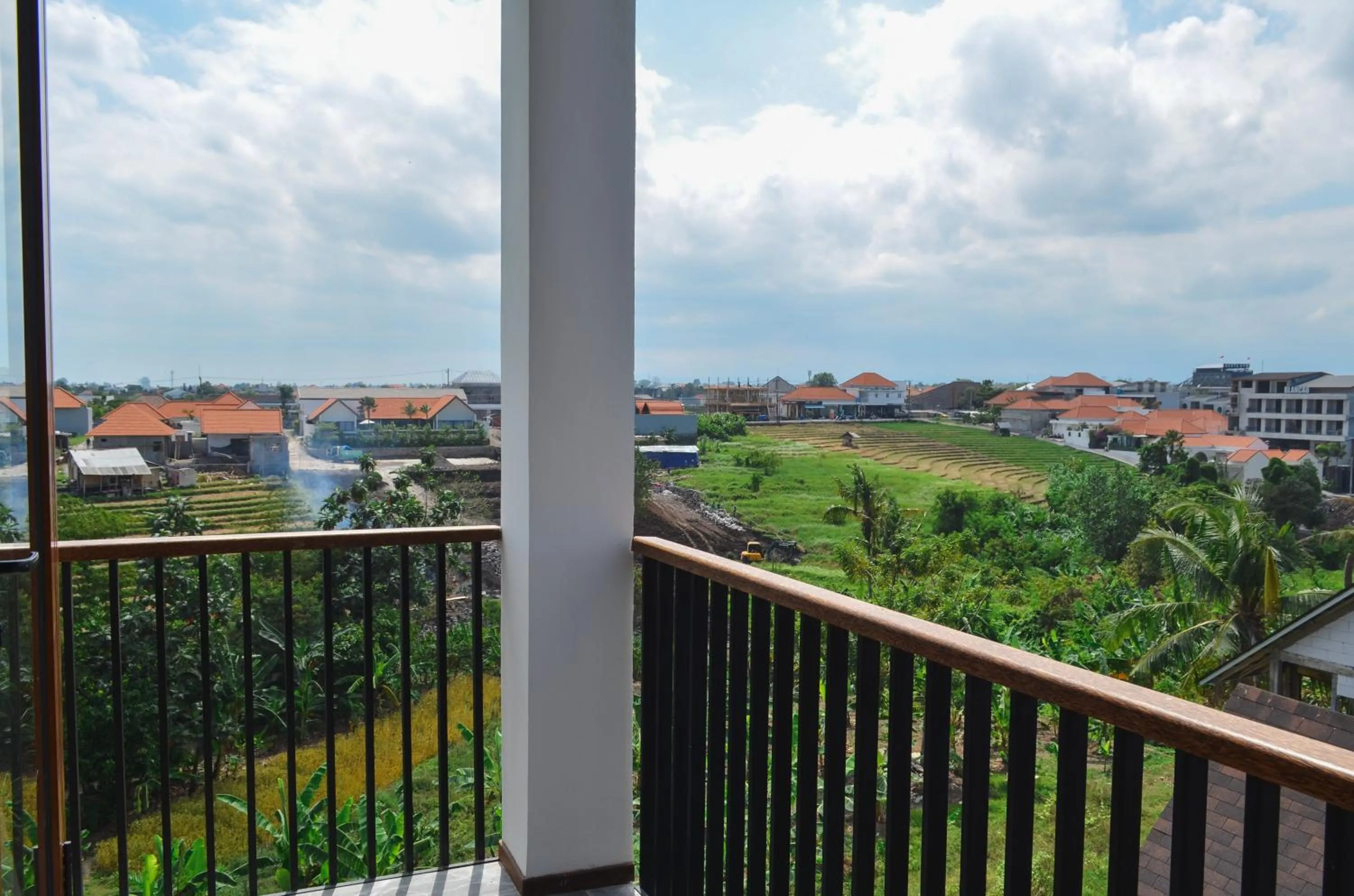 Day in KammOra Living and Villas