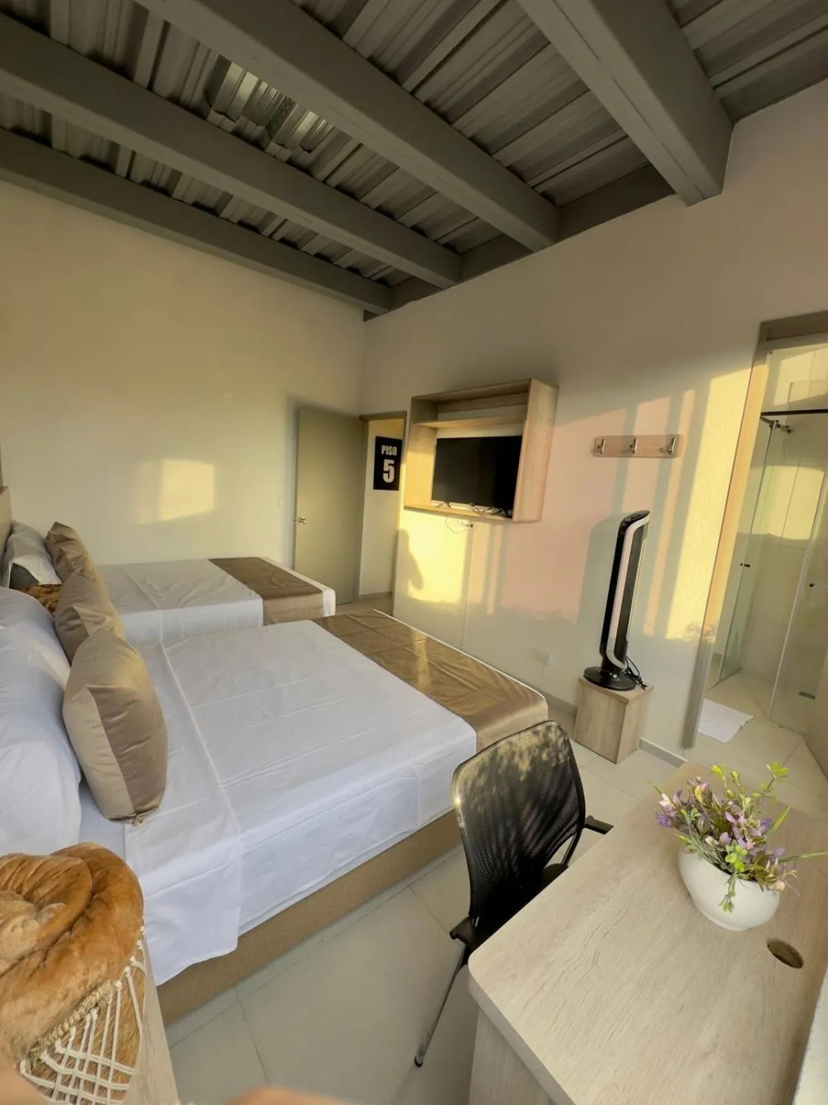 Bedroom, Bed in Hotel Med Llanogrande