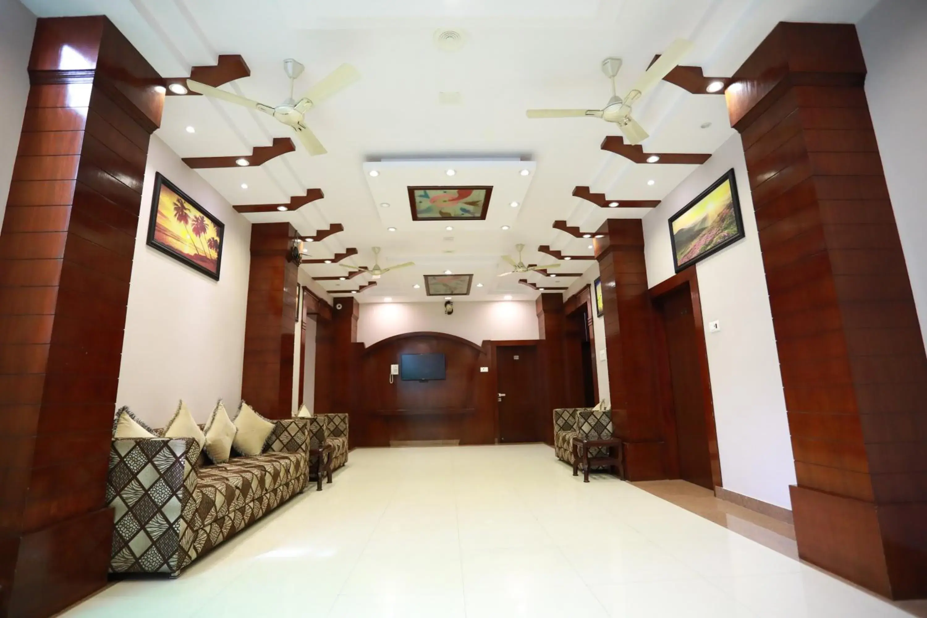 Lobby or reception in Hotel Krishna Ji Lobby or reception in Hotel Krishna Ji