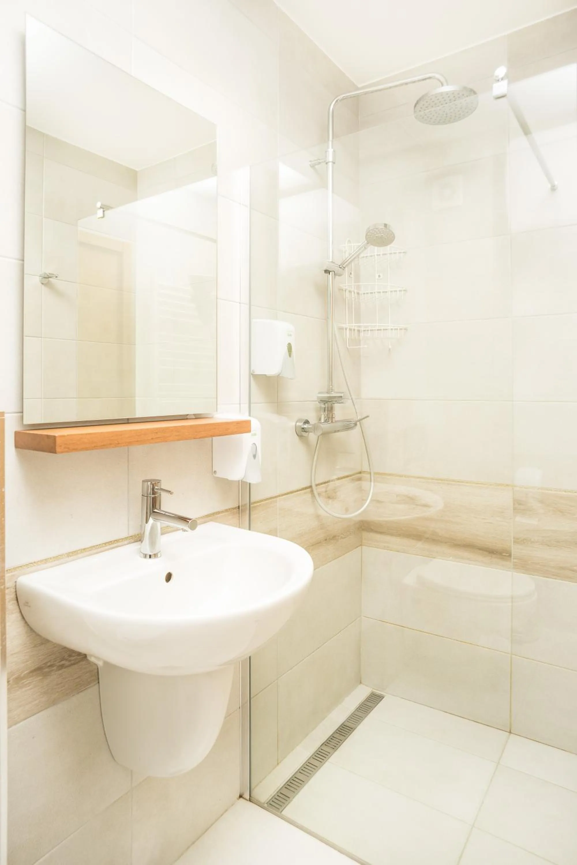 Shower in Feel Belgrade Apartments