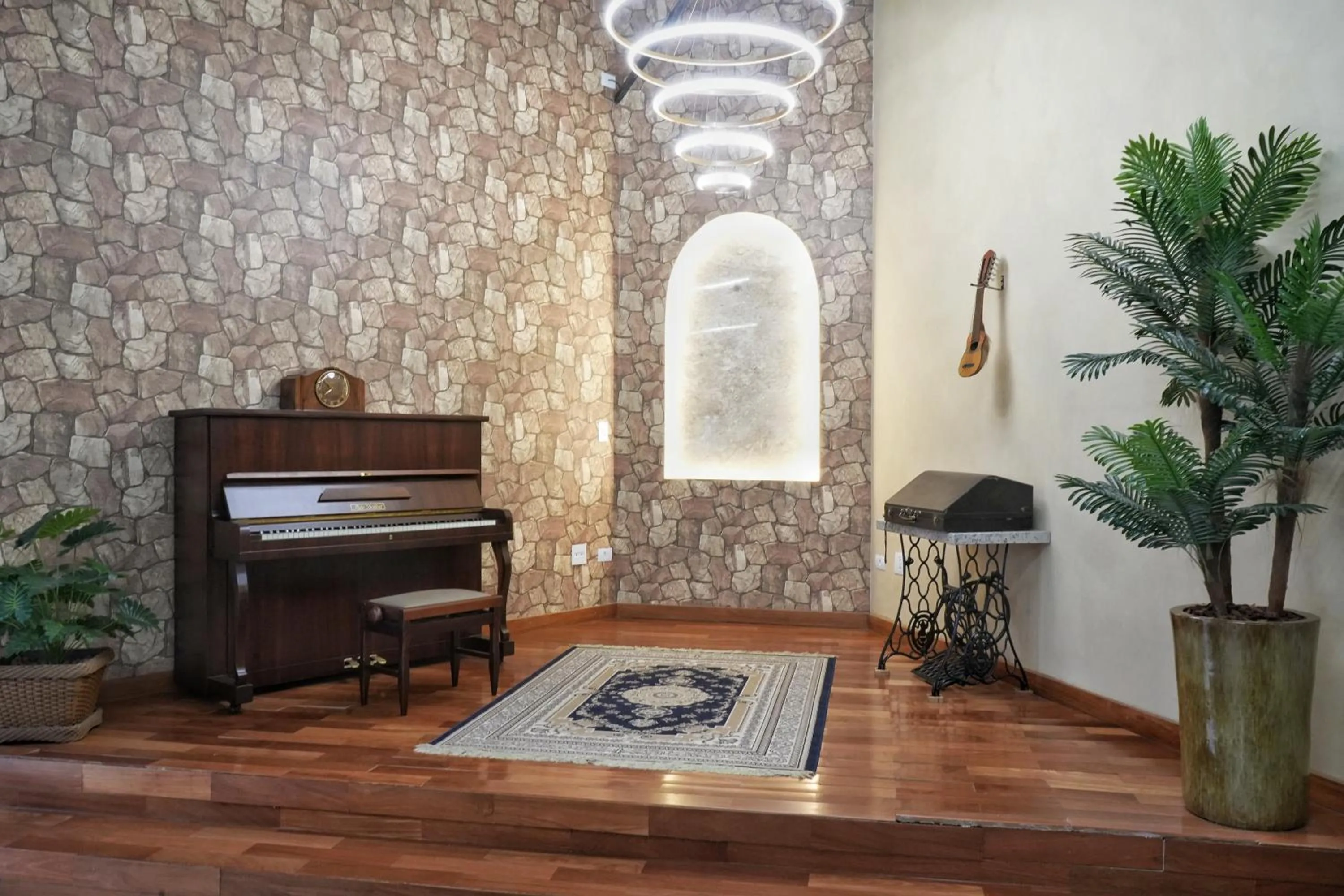 Restaurant/places to eat in Bristol Villaggio Rosa Aruja