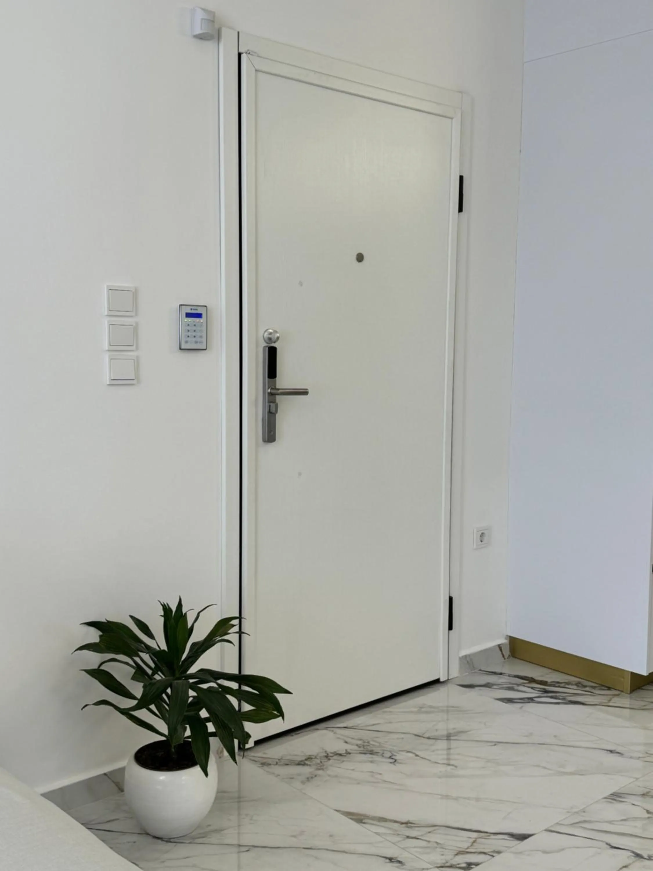 Madi Luxury Stay Patra