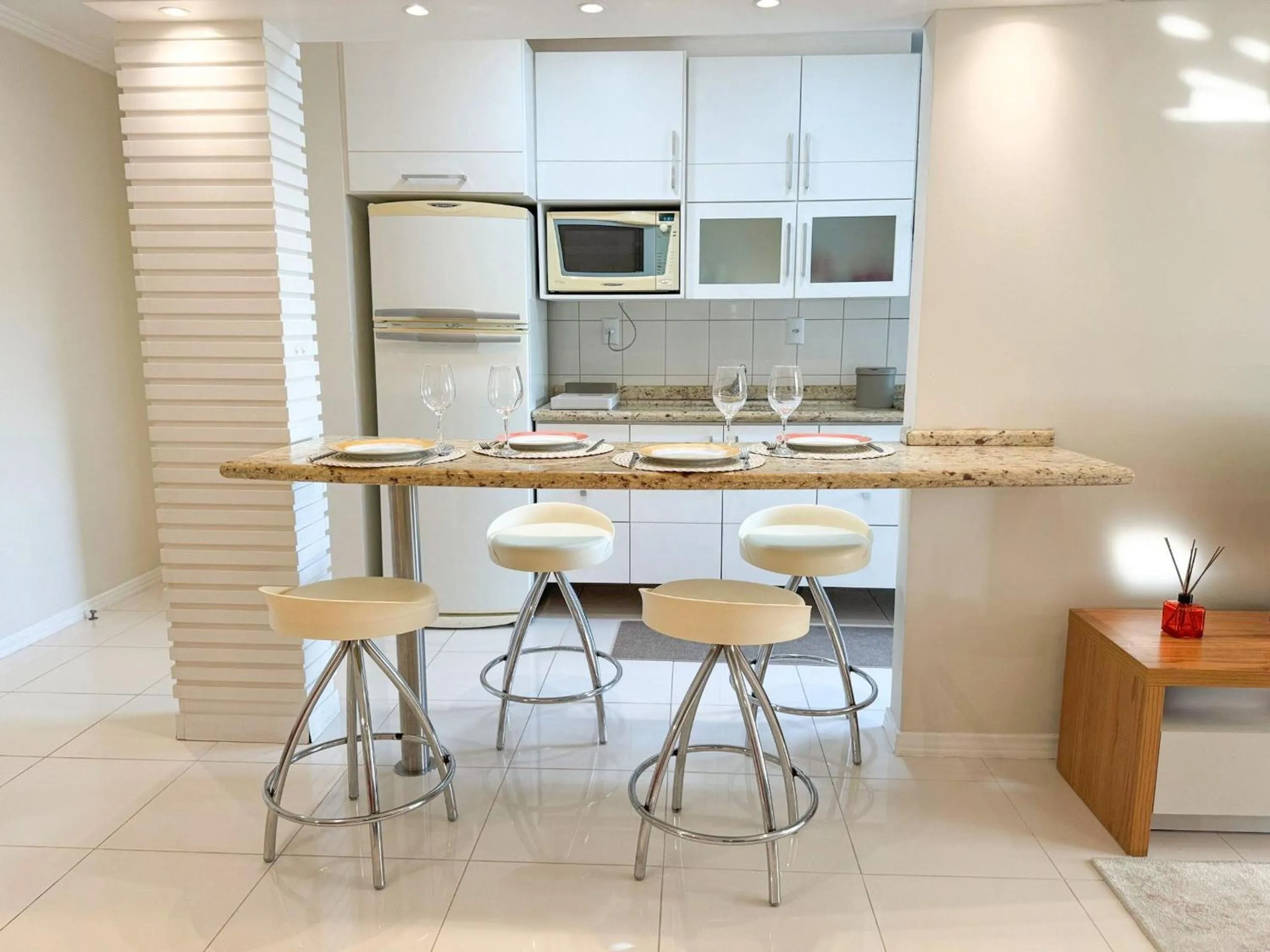 Kitchen or kitchenette in Charme Conforto Jurere Internacional Florianópolis