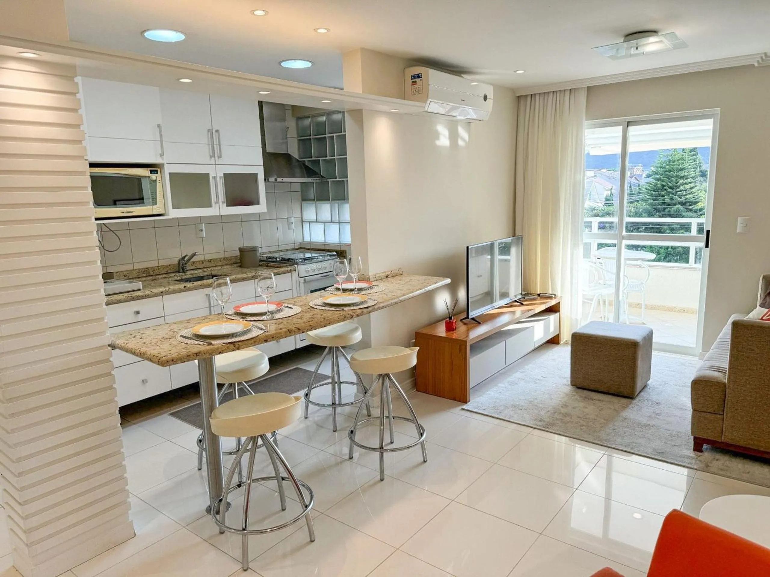 Kitchen or kitchenette in Charme Conforto Jurere Internacional Florianópolis