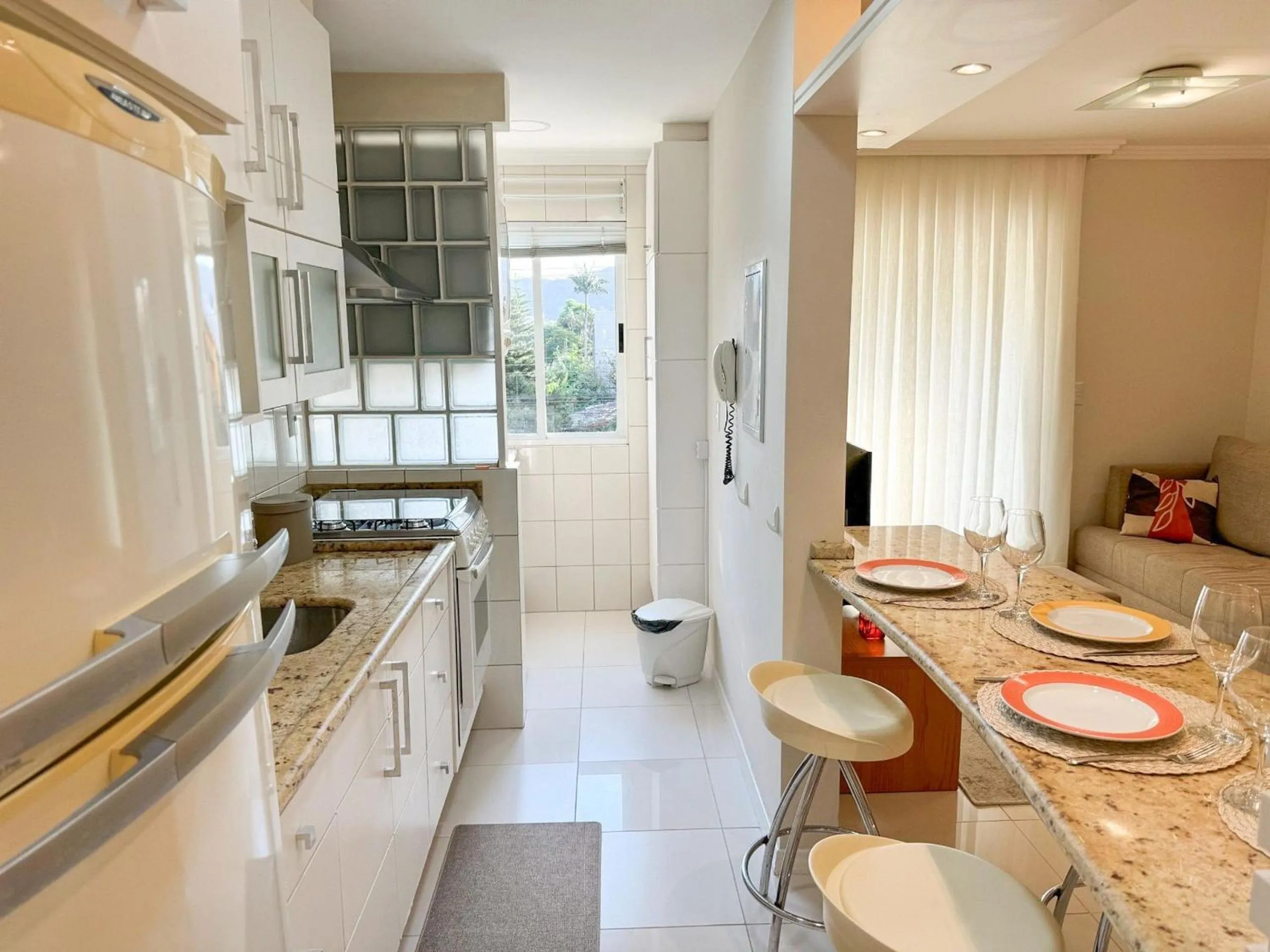 Kitchen or kitchenette in Charme Conforto Jurere Internacional Florianópolis