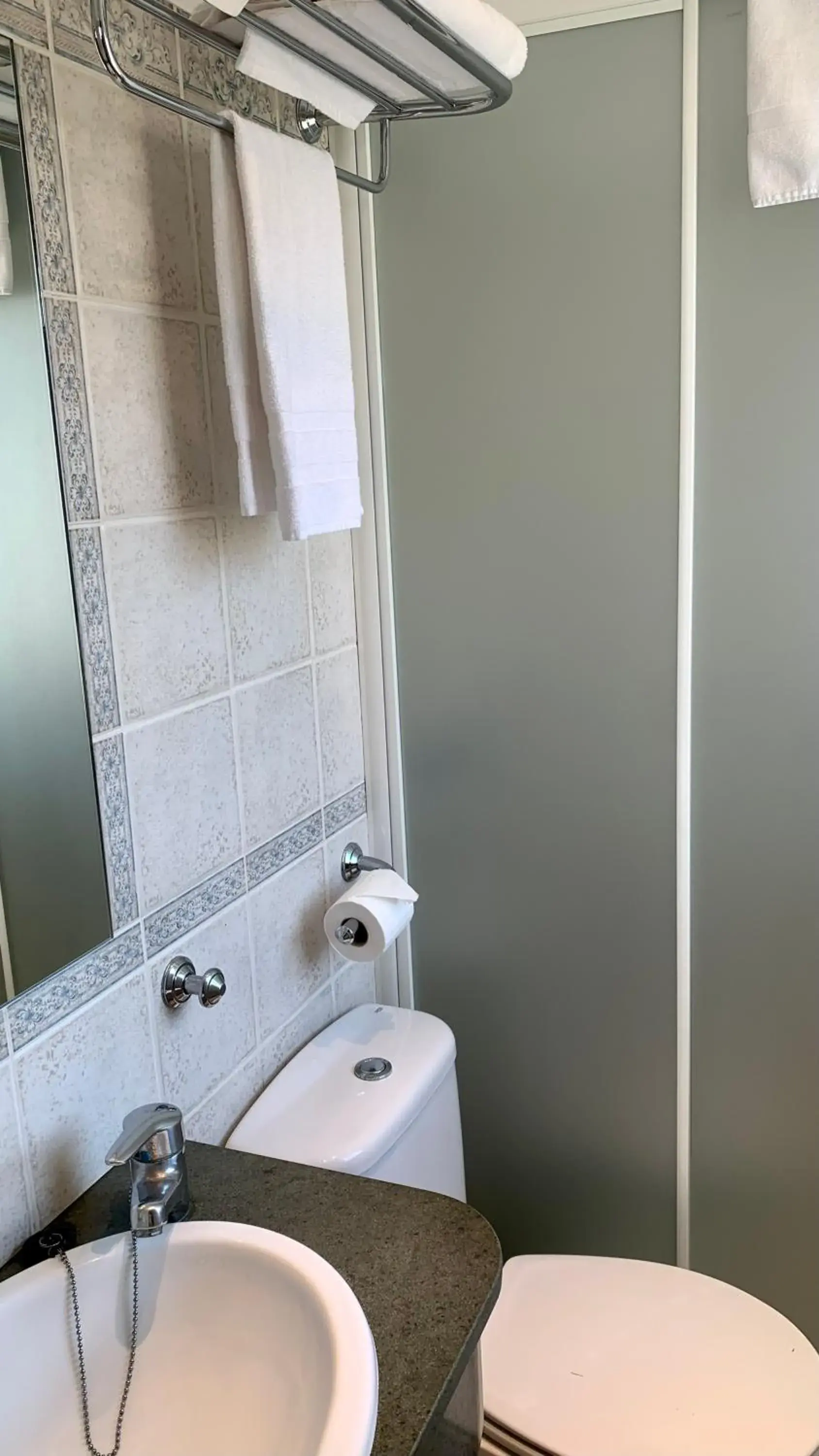 Single Room in Hotel Jeni & Restaurant Single Room in Hotel Jeni & Restaurant