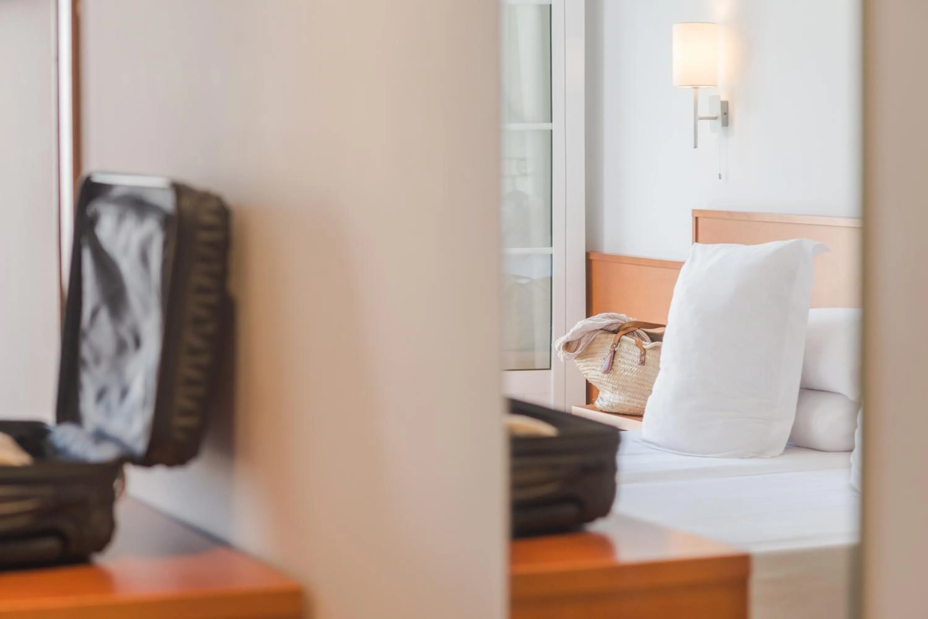 Bed in Hotel Jeni & Restaurant