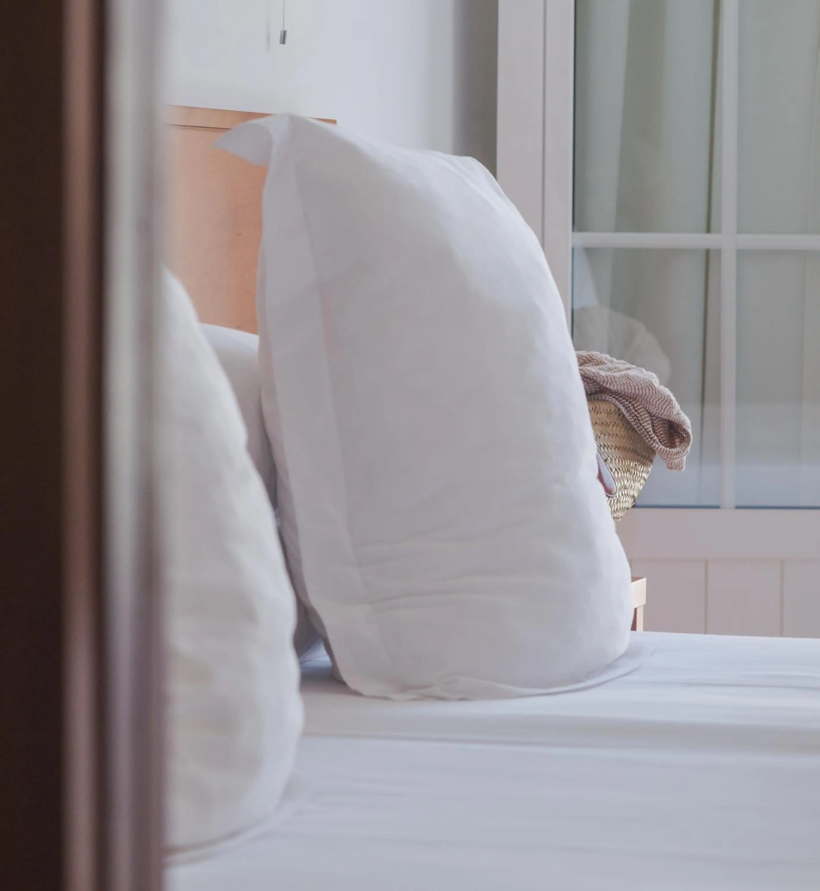 Decorative detail, Bed in Hotel Jeni & Restaurant