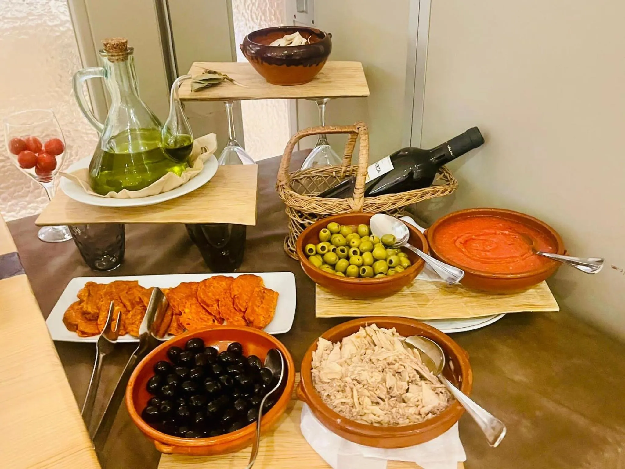 Buffet breakfast in Hotel Jeni & Restaurant