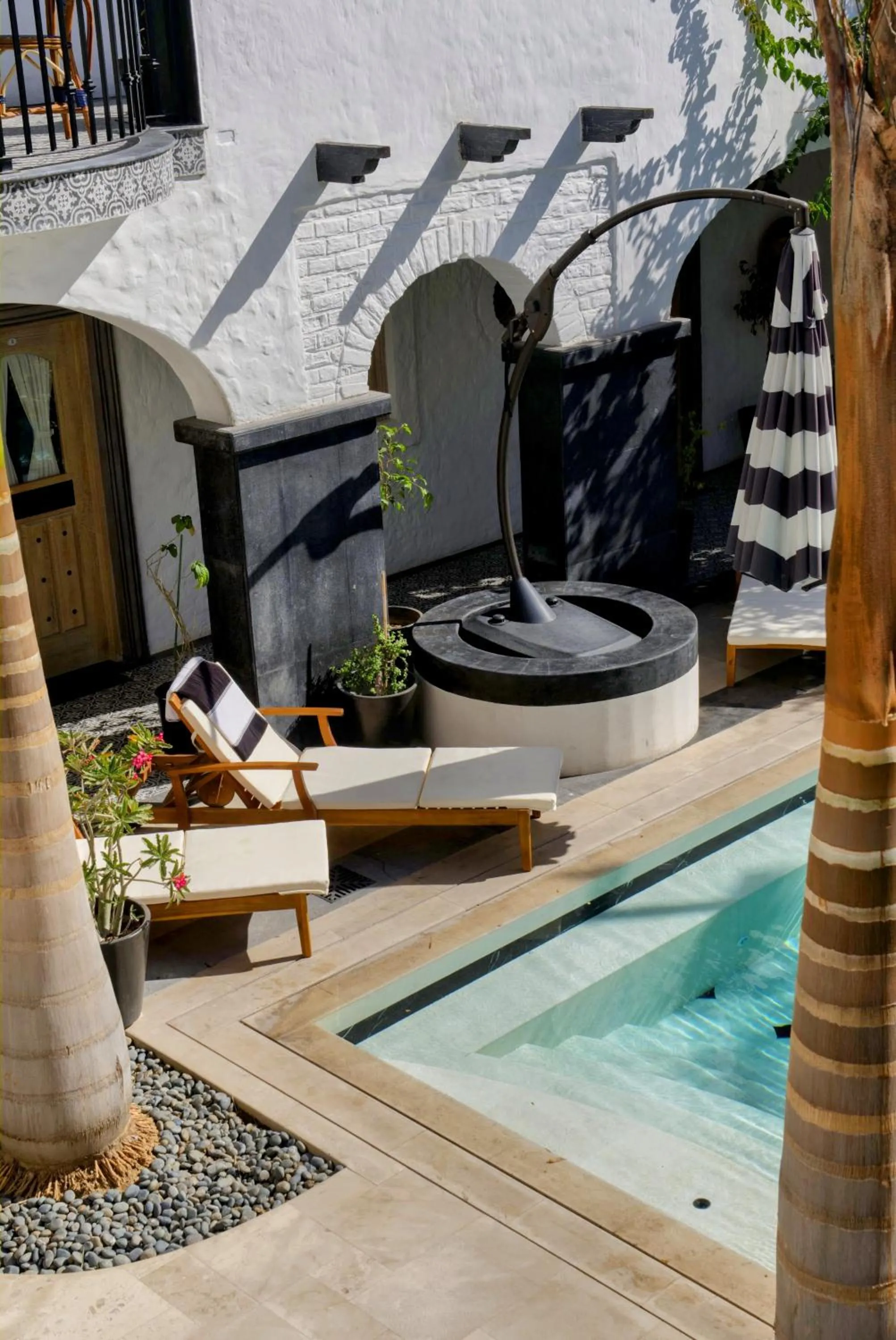 Day in Casa 1880 - Adults Only