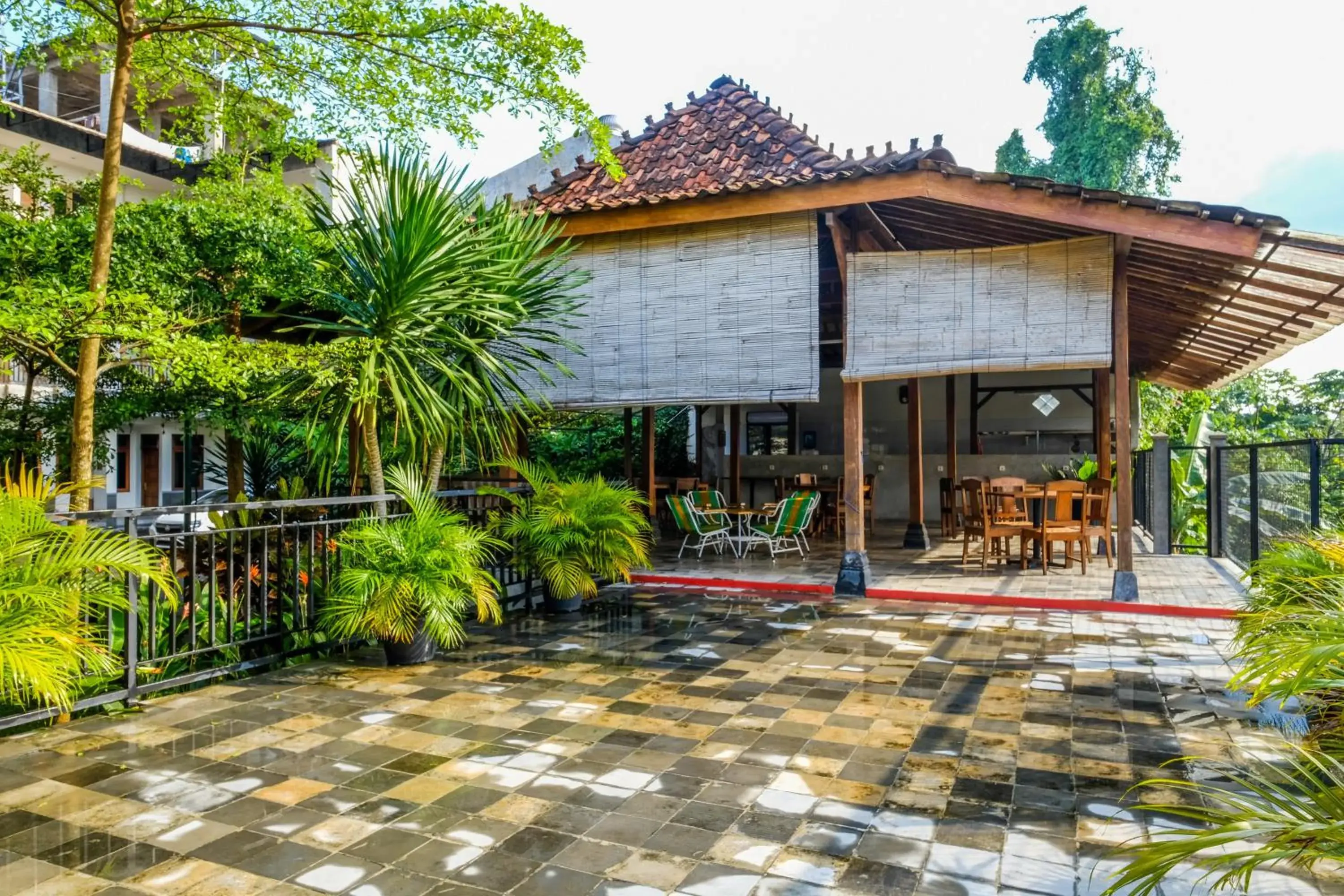 Restaurant/places to eat in Urbanview Code Riverstay Yogyakarta Restaurant/places to eat in Urbanview Code Riverstay Yogyakarta