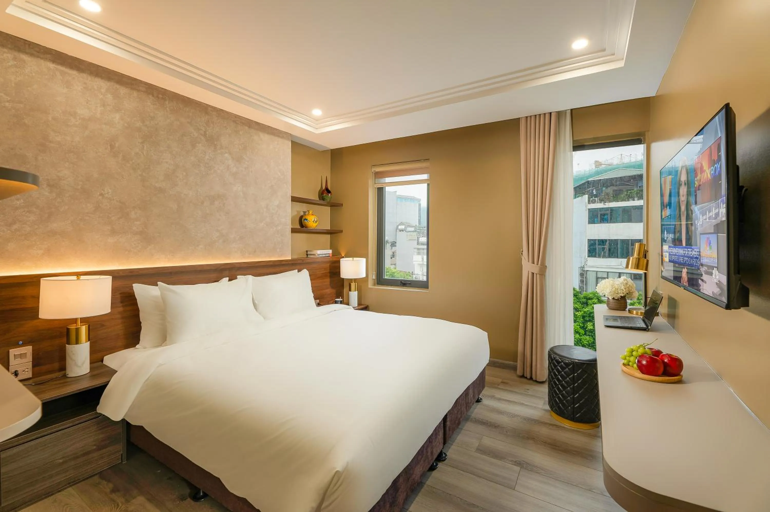 TV and multimedia, Bed in Gilson Hanoi Hotel