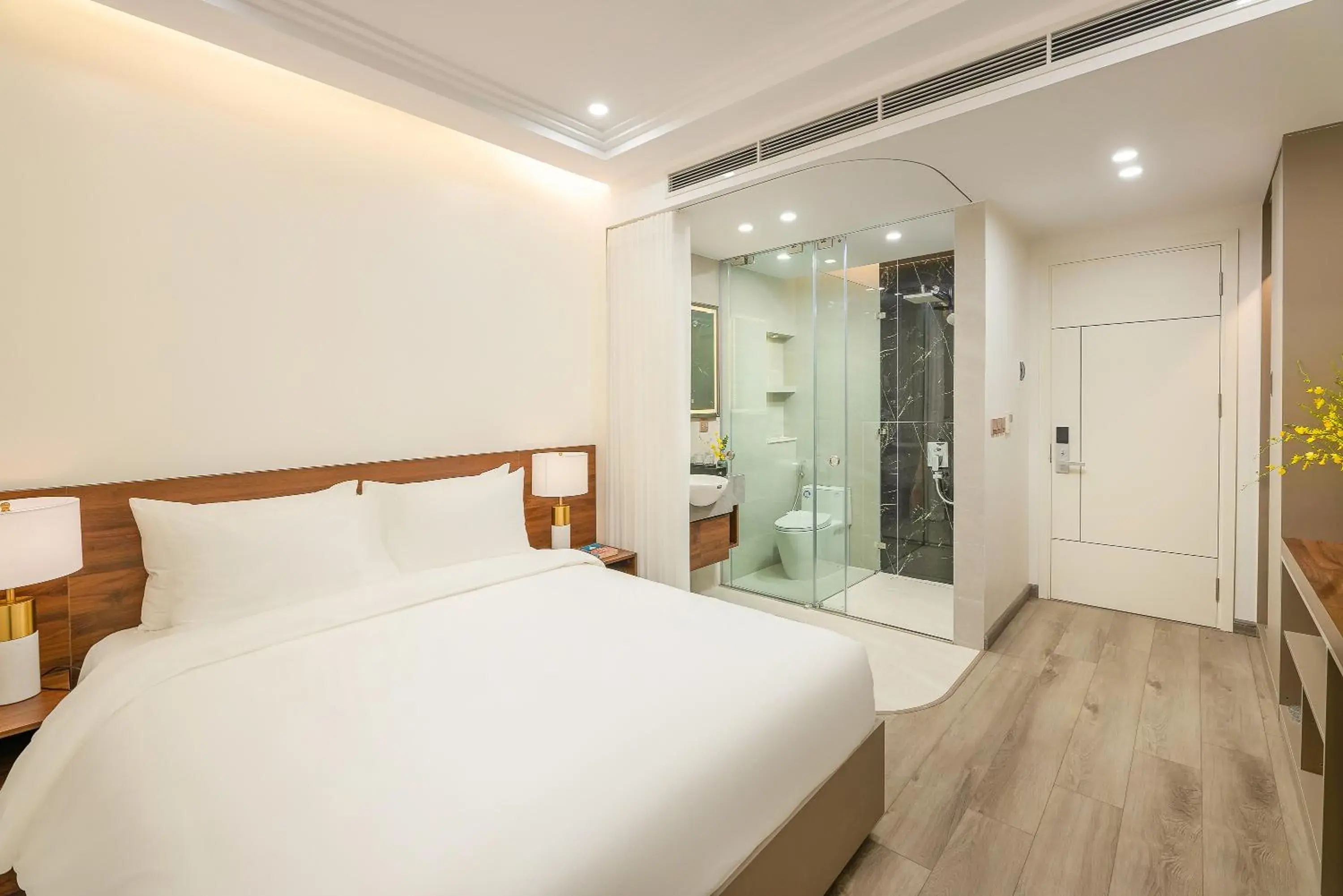 Superior Double or Twin Room - single occupancy in Gilson Hanoi Hotel Superior Double or Twin Room - single occupancy in Gilson Hanoi Hotel