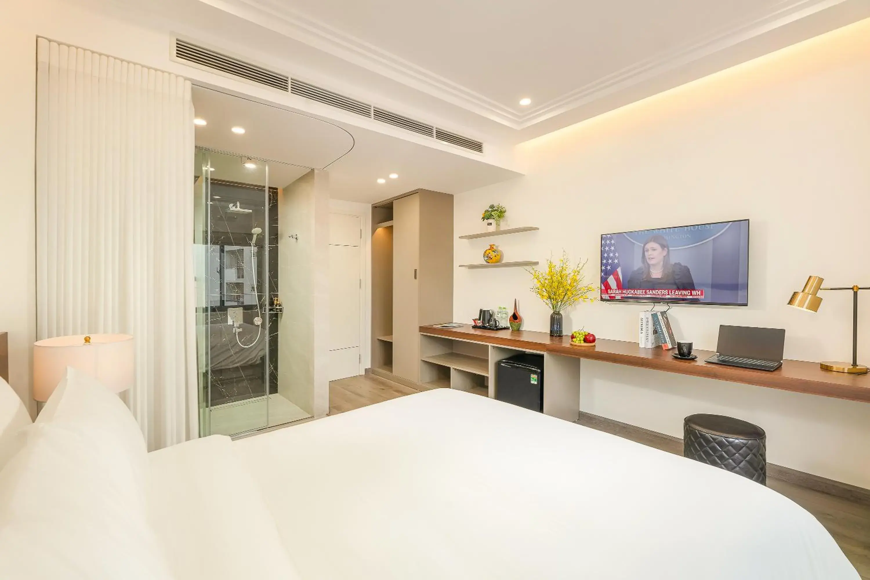 Photo of the whole room, Bed in Gilson Hanoi Hotel Photo of the whole room, Bed in Gilson Hanoi Hotel