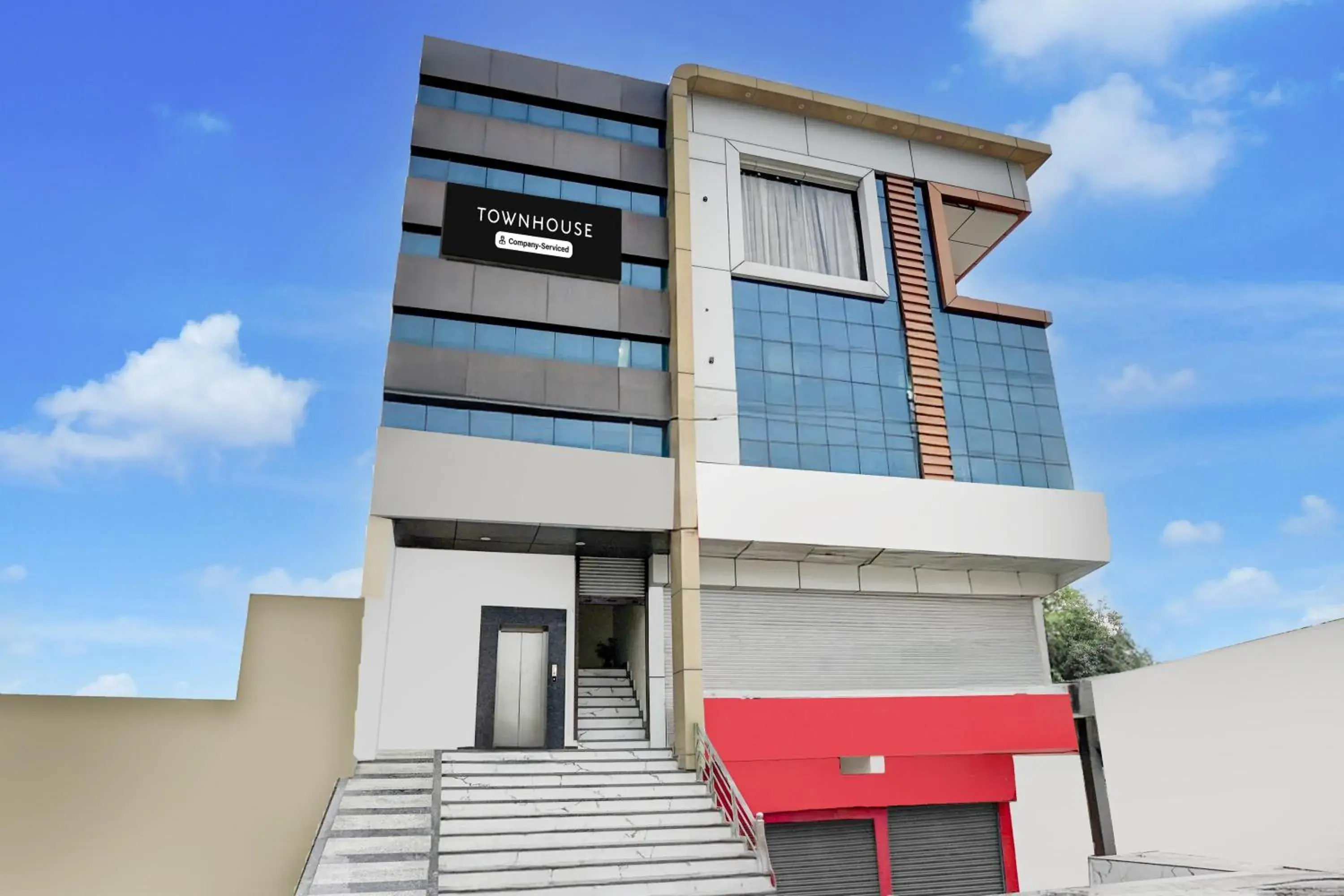 Facade/entrance in Super Townhouse Narholi Bridge Mathura Facade/entrance in Super Townhouse Narholi Bridge Mathura