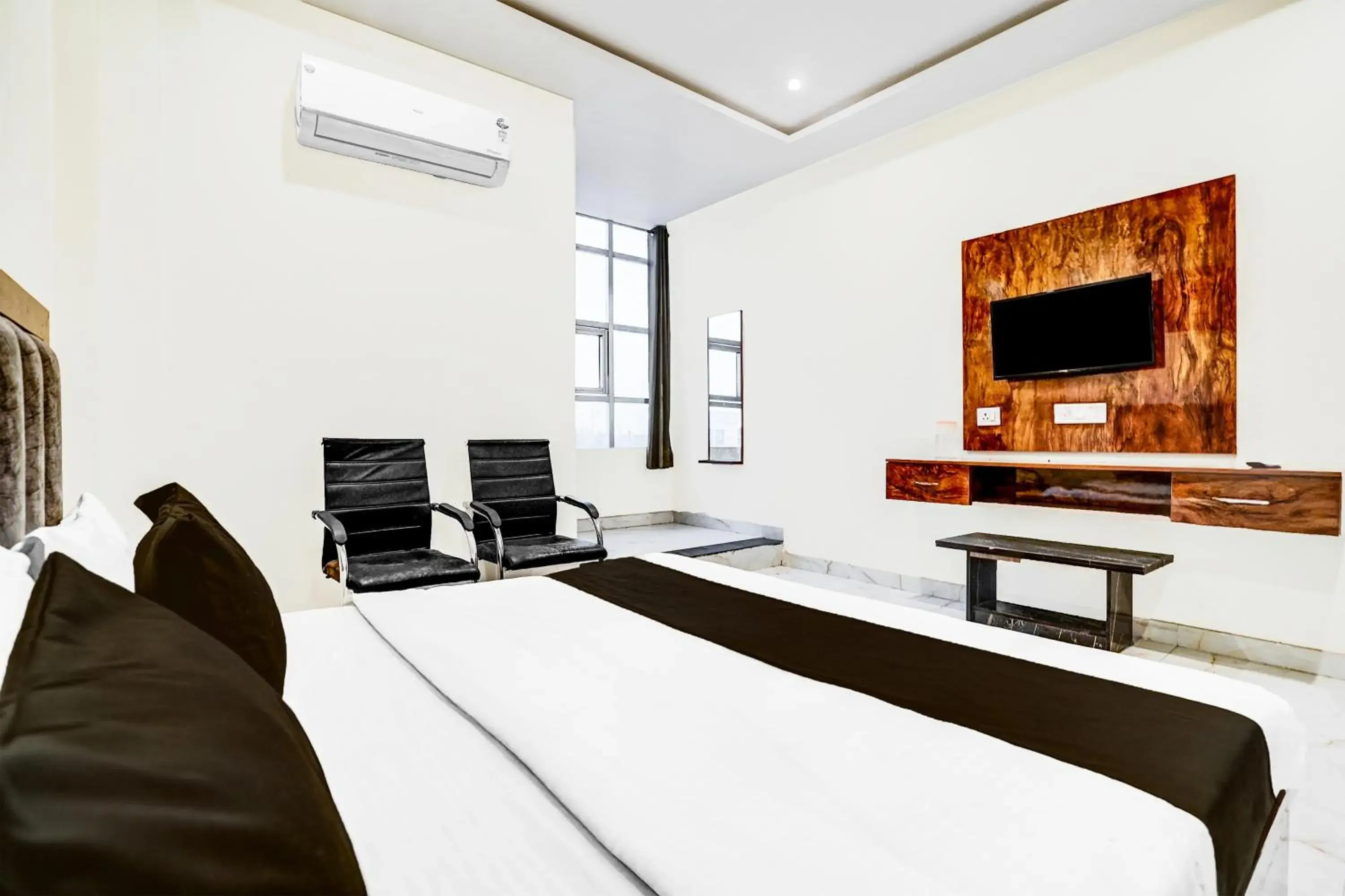 Bedroom, Bed in Super Townhouse Narholi Bridge Mathura Bedroom, Bed in Super Townhouse Narholi Bridge Mathura