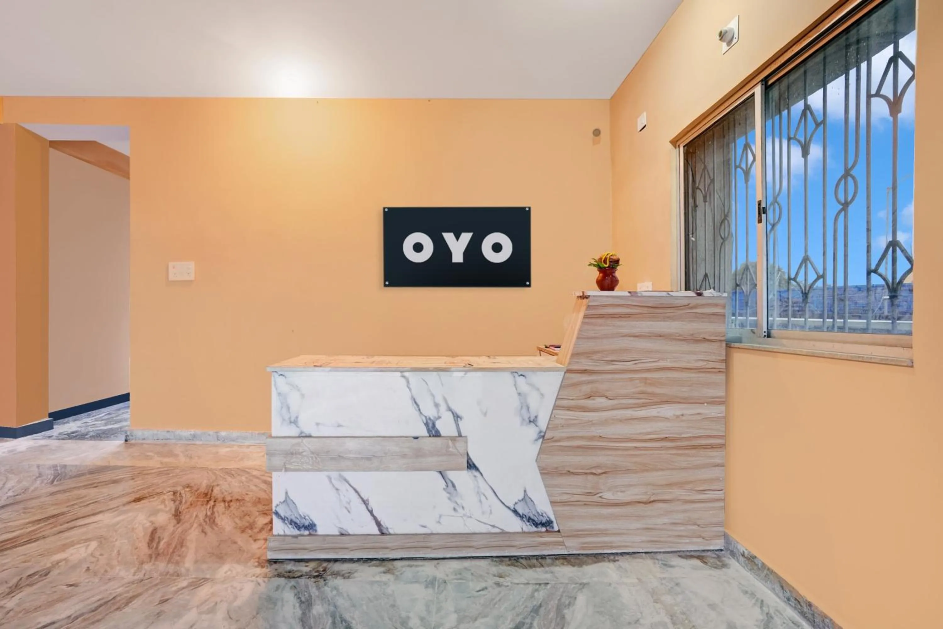 Lobby or reception in Hotel O Mayur Residency