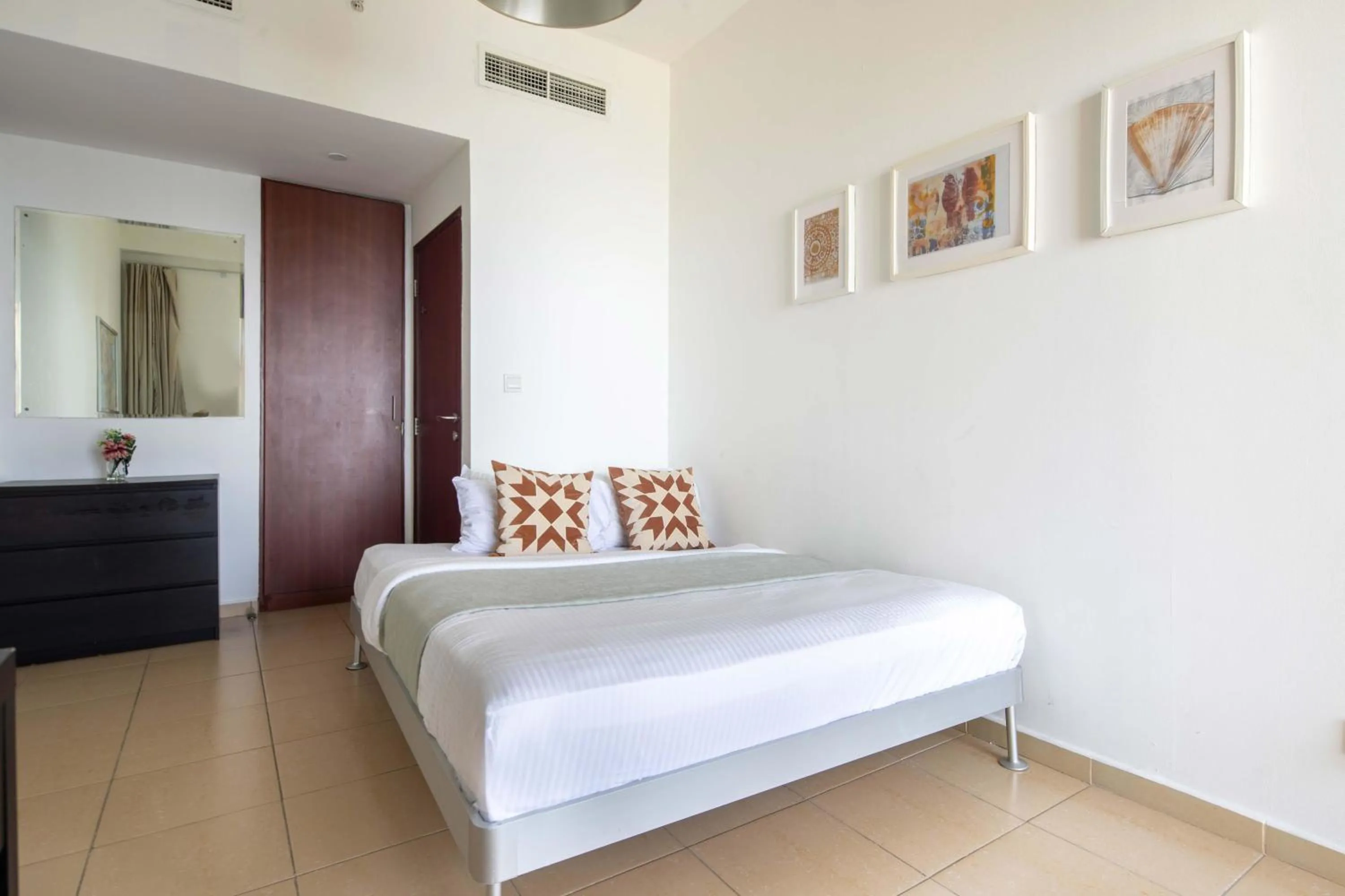 Frank Porter - Sadaf 6