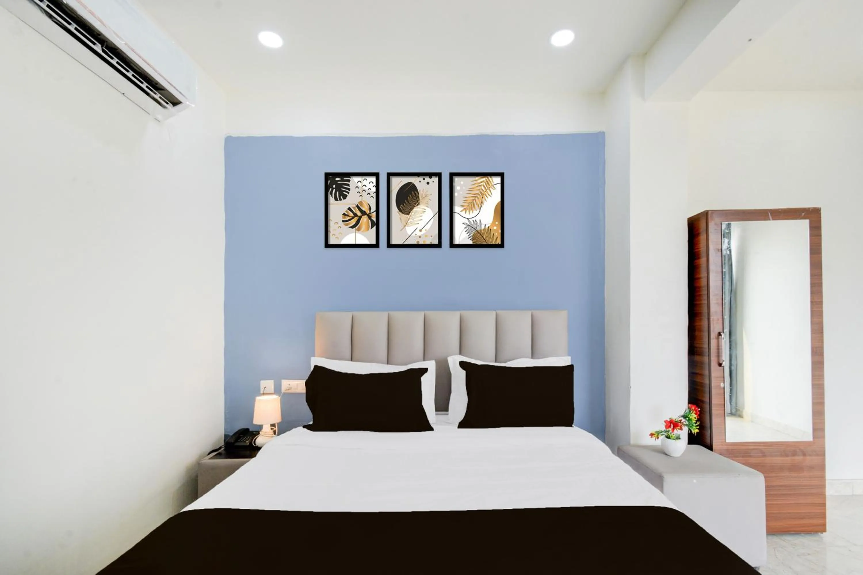 Bedroom, Bed in Super Townhouse Oak Nagole Metro Station Formerly Saka Arcade