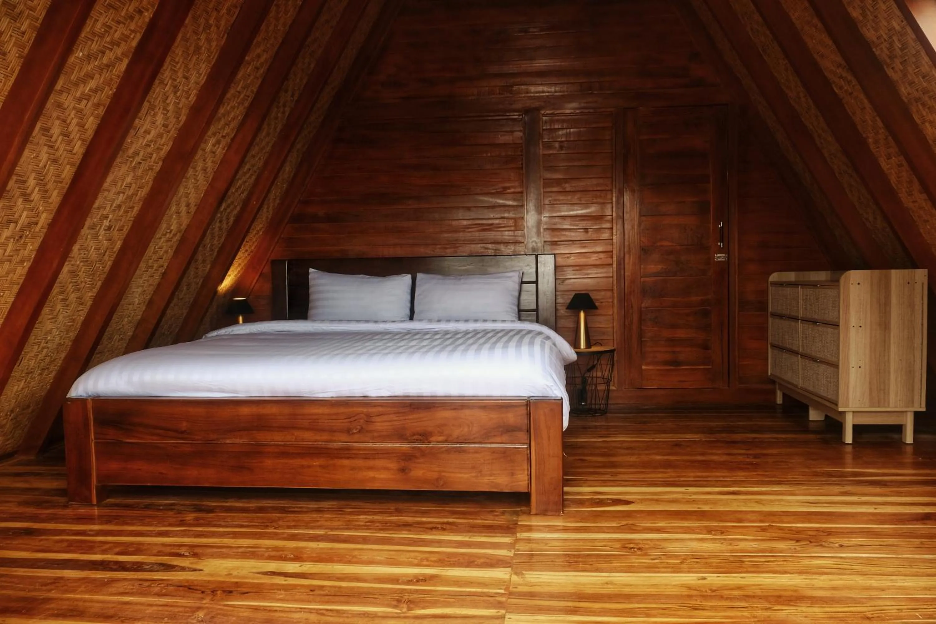 Bed in Villa Kayu Amertha