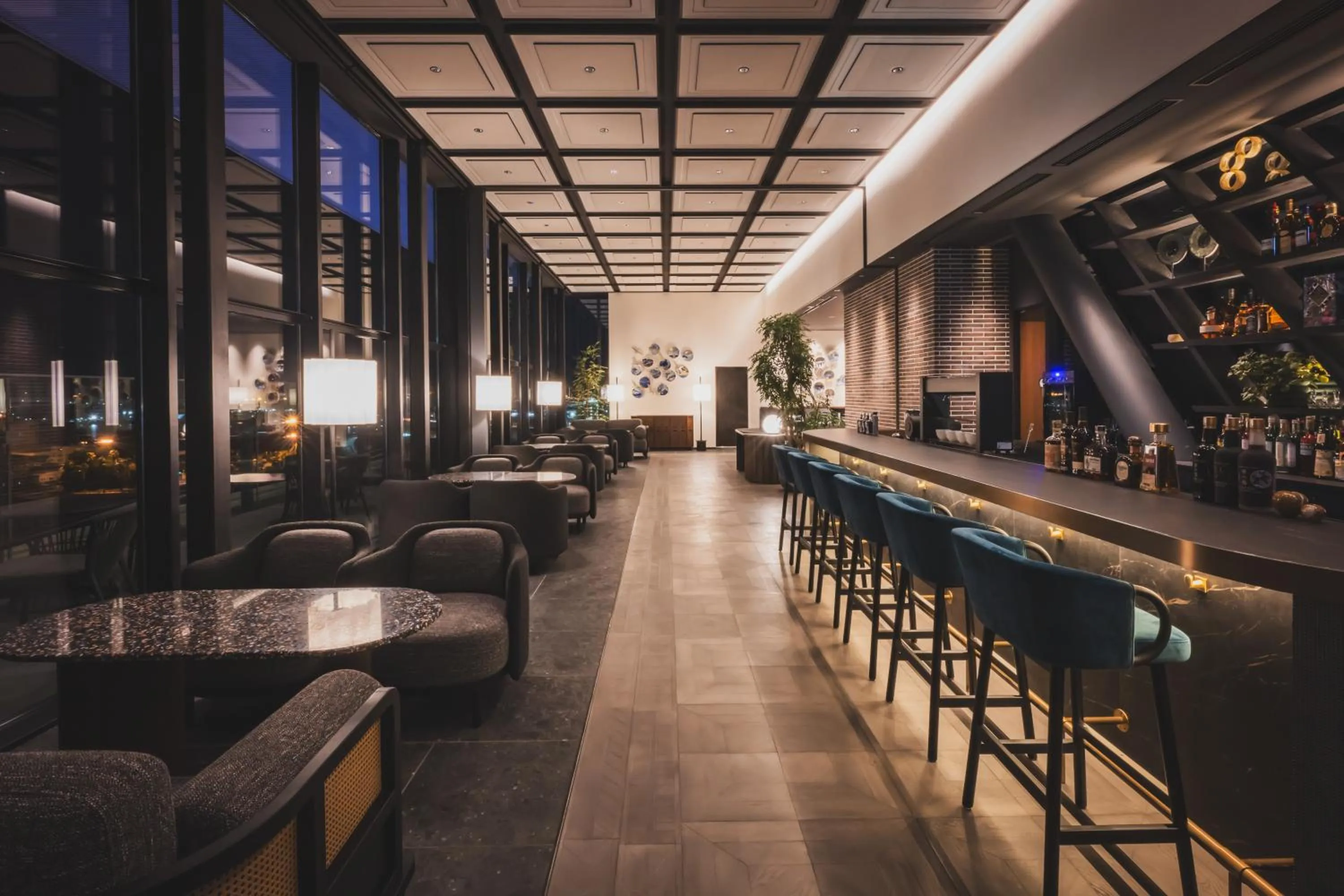 Lobby or reception in The Gate Hotel Yokohama by Hulic