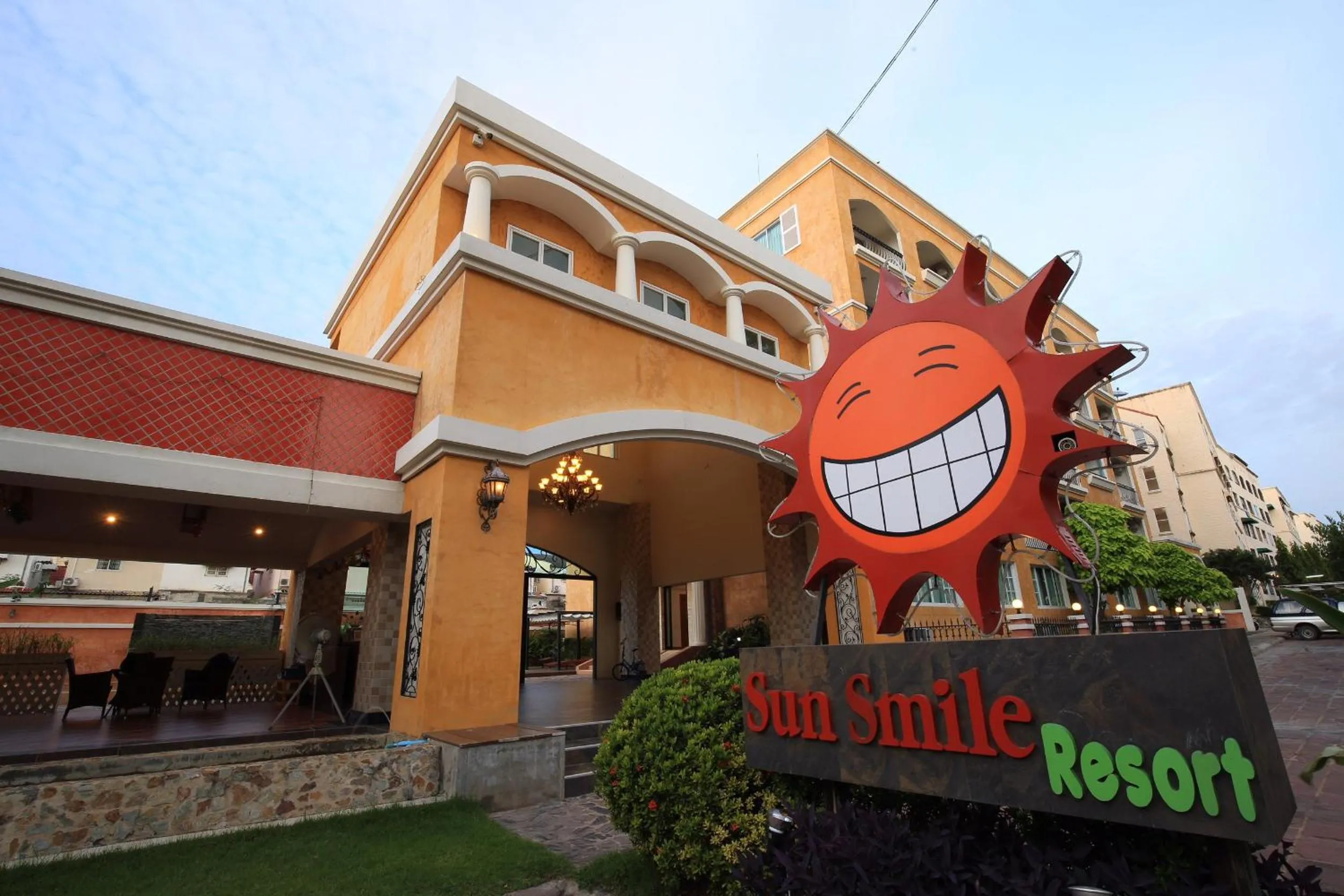 Property building in Grandsmile Wellness Resort