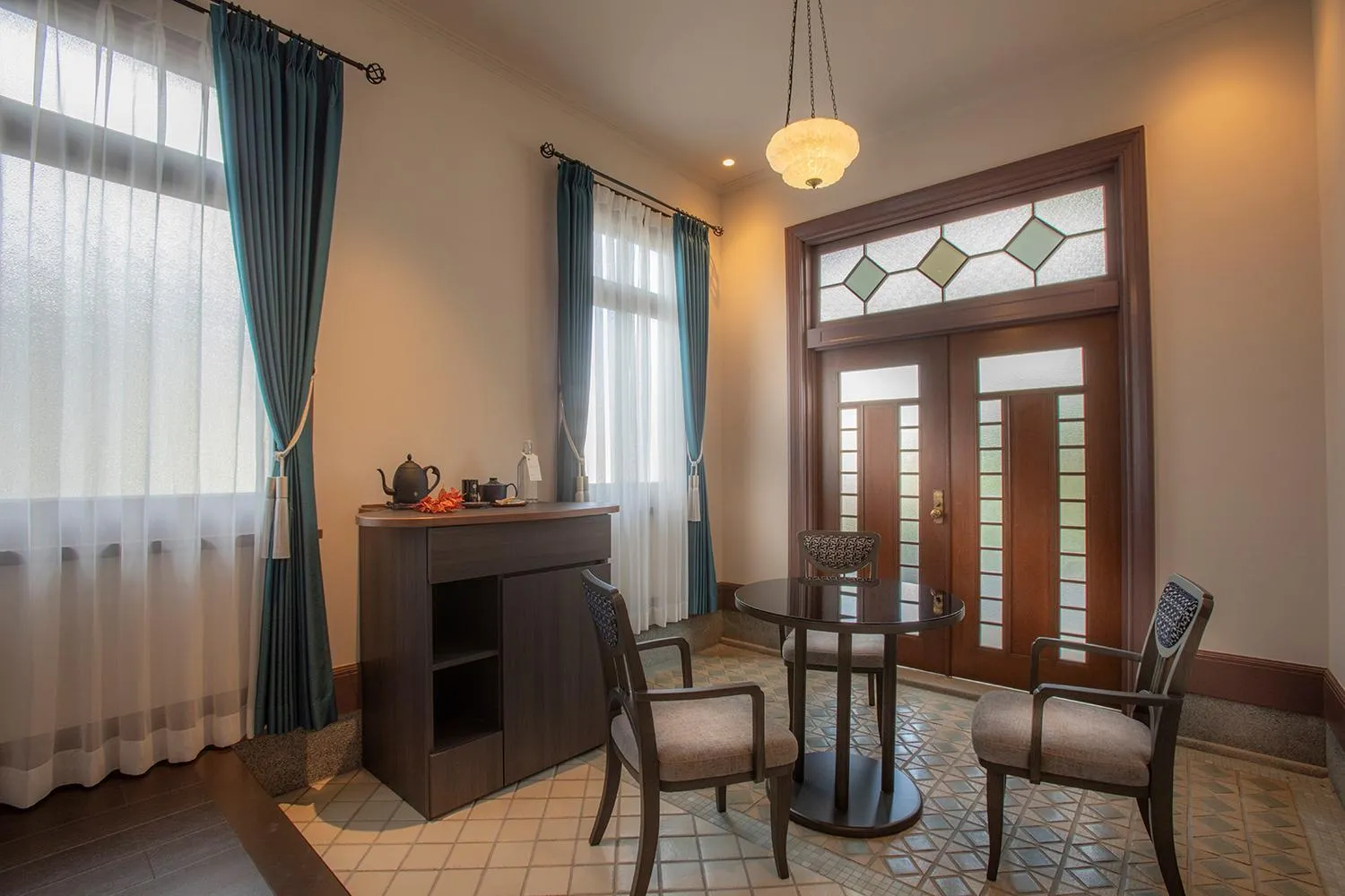 Seating area in Hotel Utano Kyoto Besho