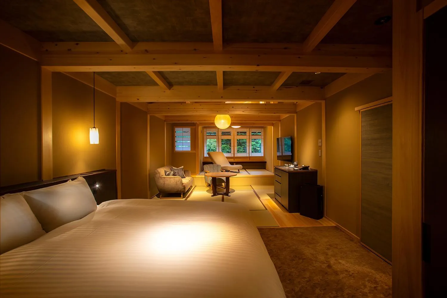 Photo of the whole room, Bed in Hotel Utano Kyoto Besho