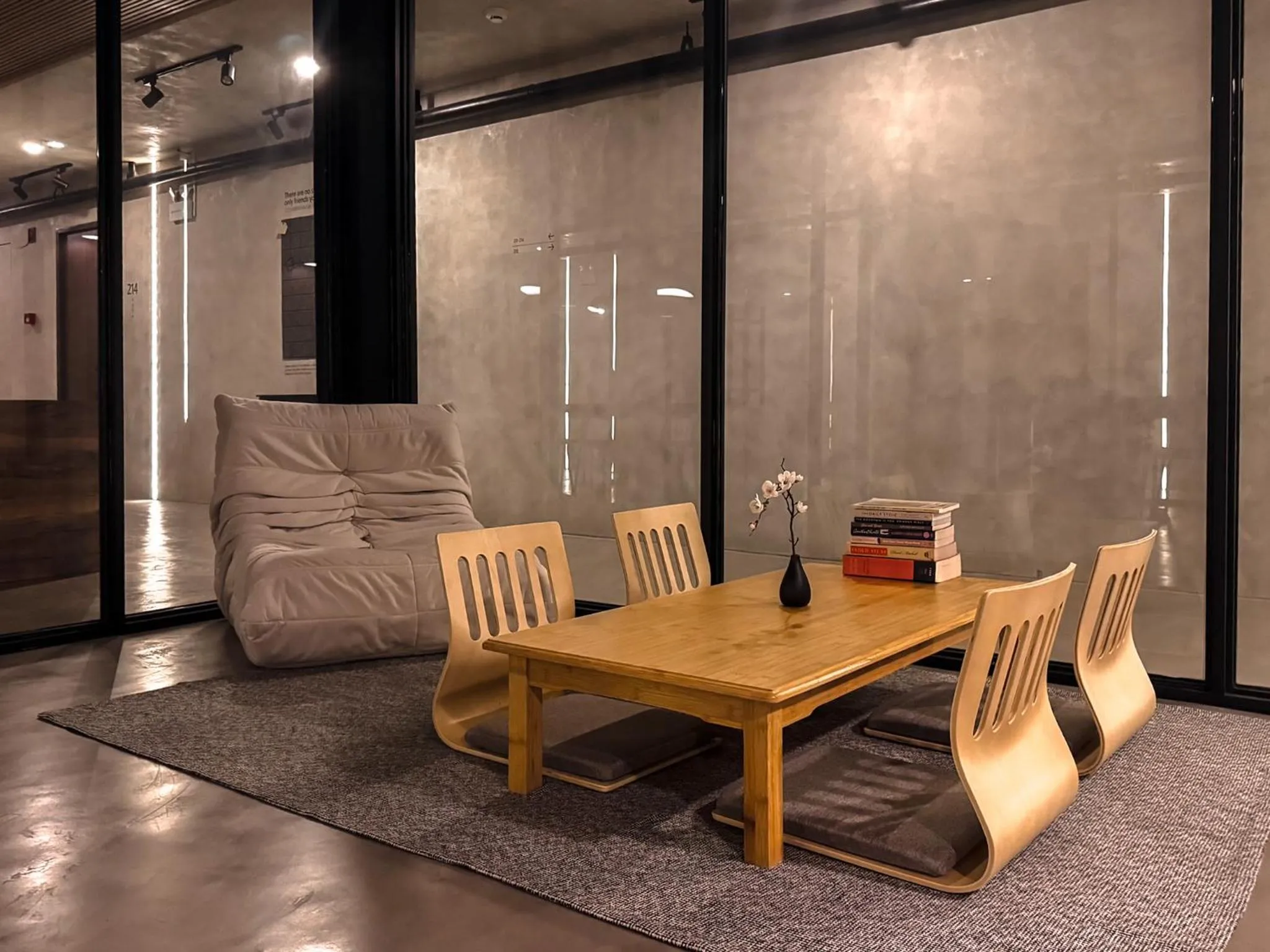 Communal lounge/ TV room in Yamato Hostel