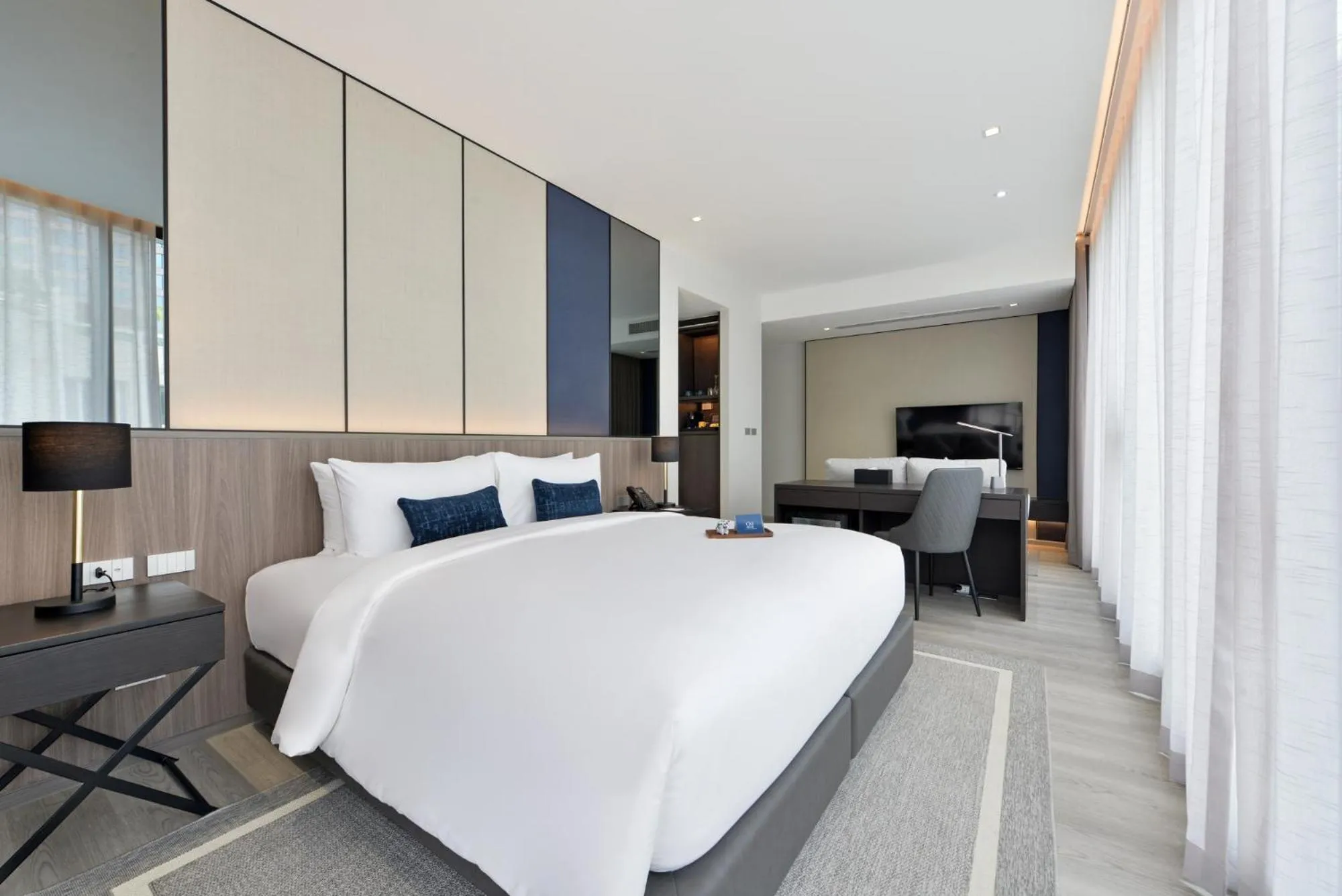 Bed in GM Estate Hotel and Executive Apartments, Bangkok Sukhumvit 20