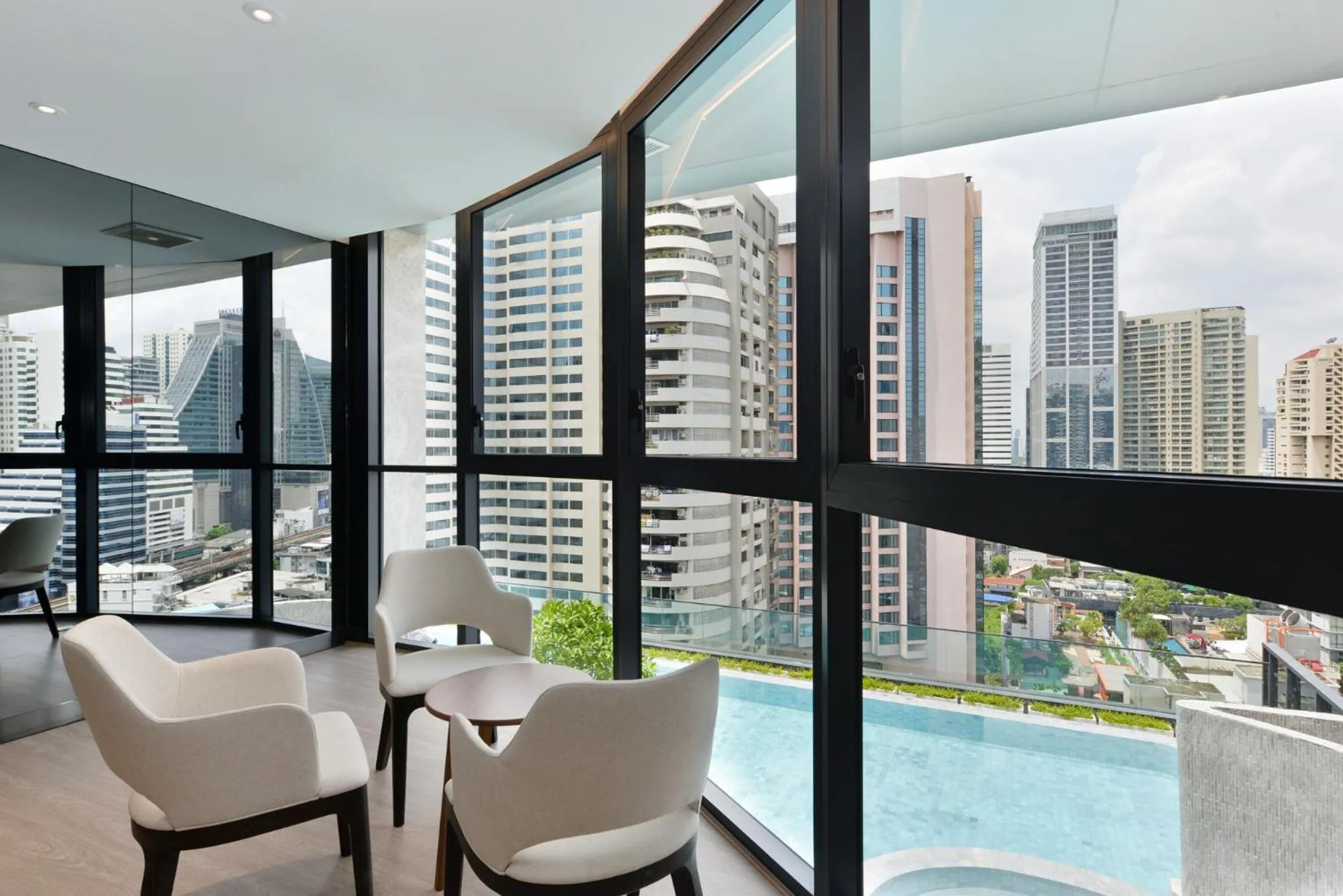 Business facilities in GM Estate Hotel and Executive Apartments, Bangkok Sukhumvit 20