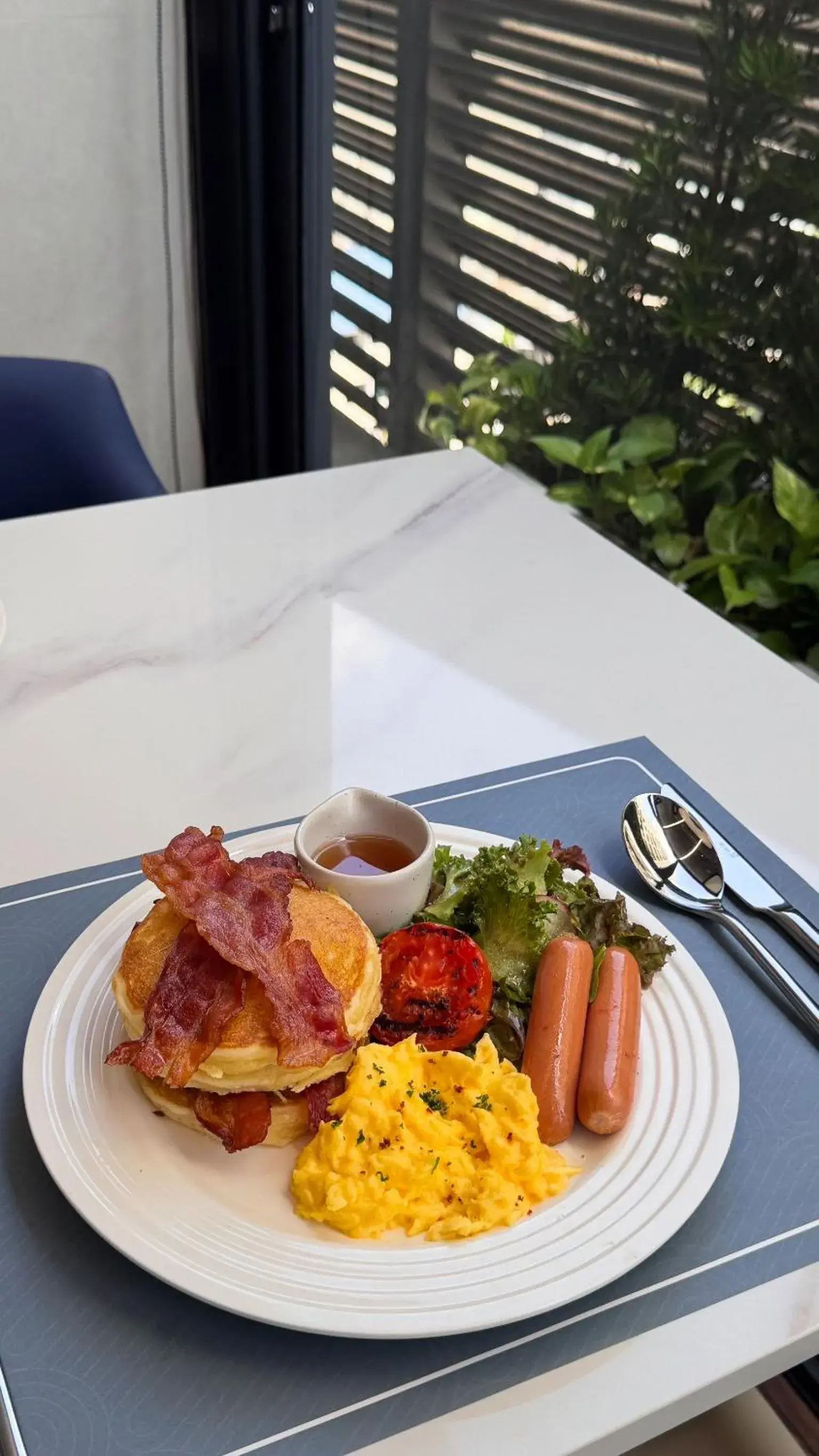 Breakfast in GM Estate Hotel and Executive Apartments, Bangkok Sukhumvit 20 Breakfast in GM Estate Hotel and Executive Apartments, Bangkok Sukhumvit 20